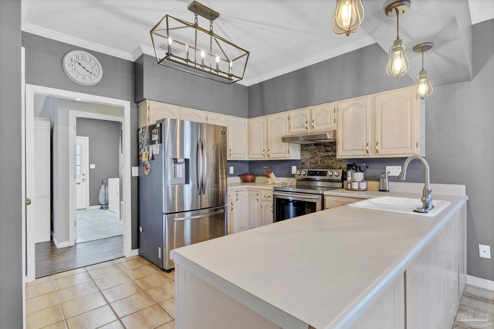 5200 Wiggins Lake Rd