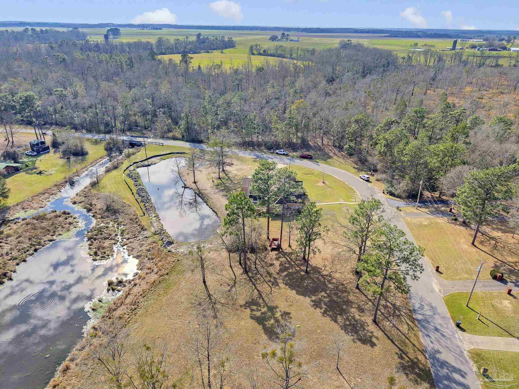 5200 Wiggins Lake Rd