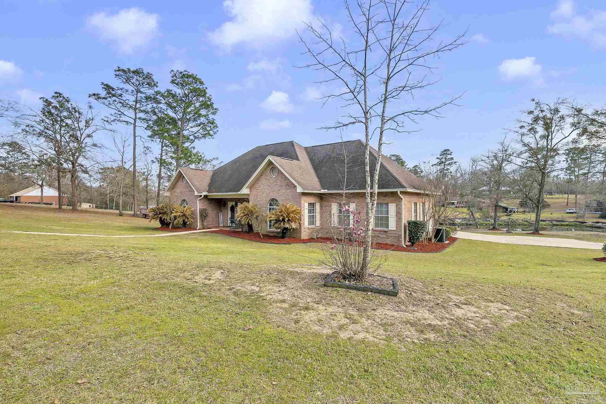 5200 Wiggins Lake Rd