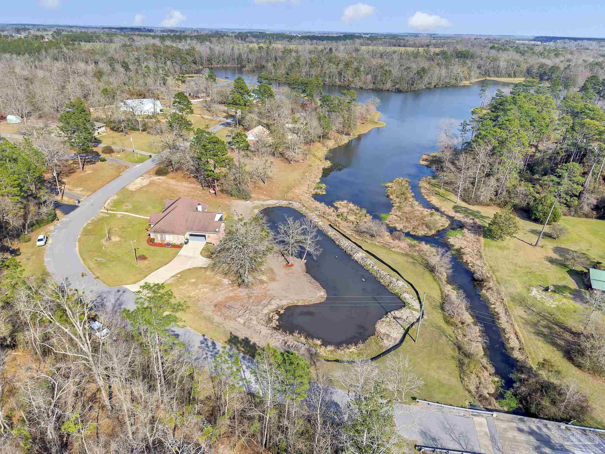 5200 Wiggins Lake Rd