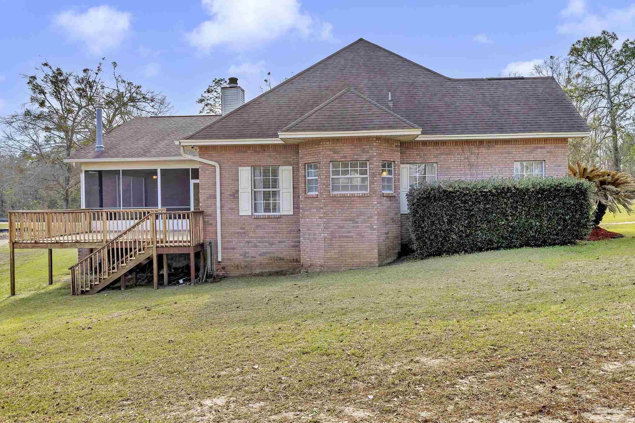 5200 Wiggins Lake Rd