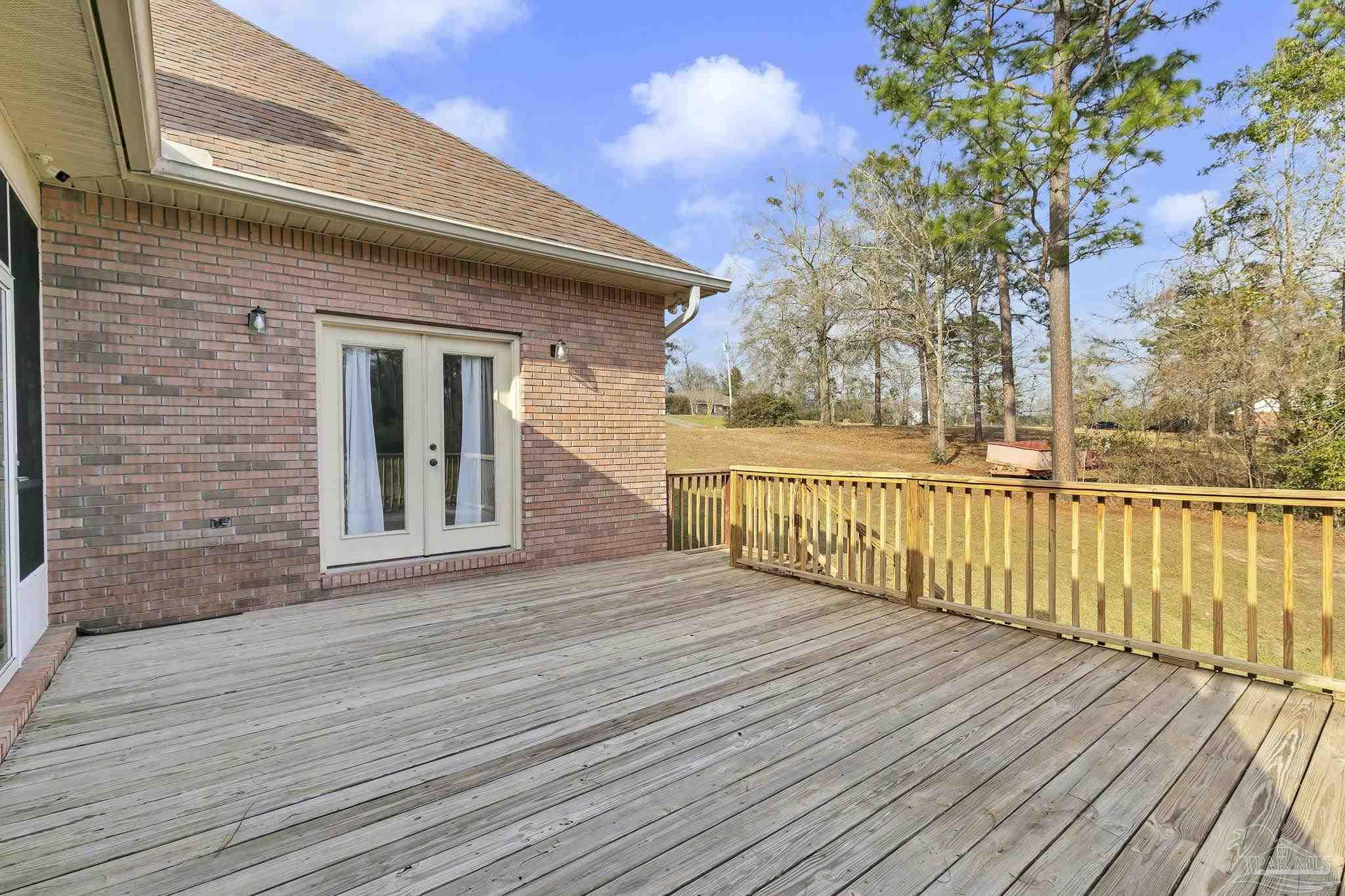 5200 Wiggins Lake Rd