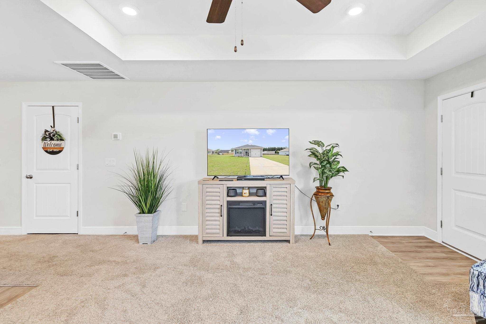 165 Saint Stephens Ct