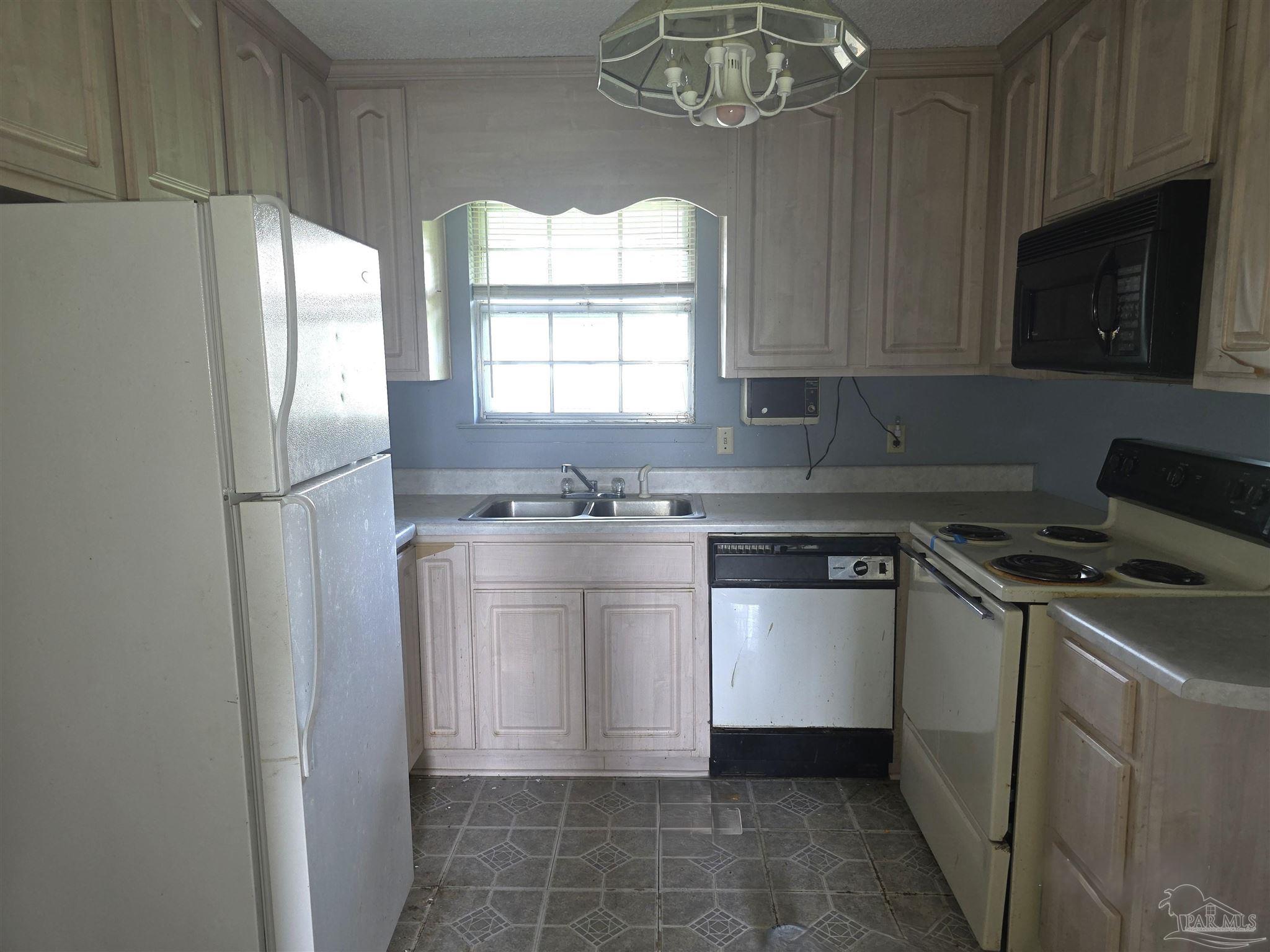 3381 W Hwy 4