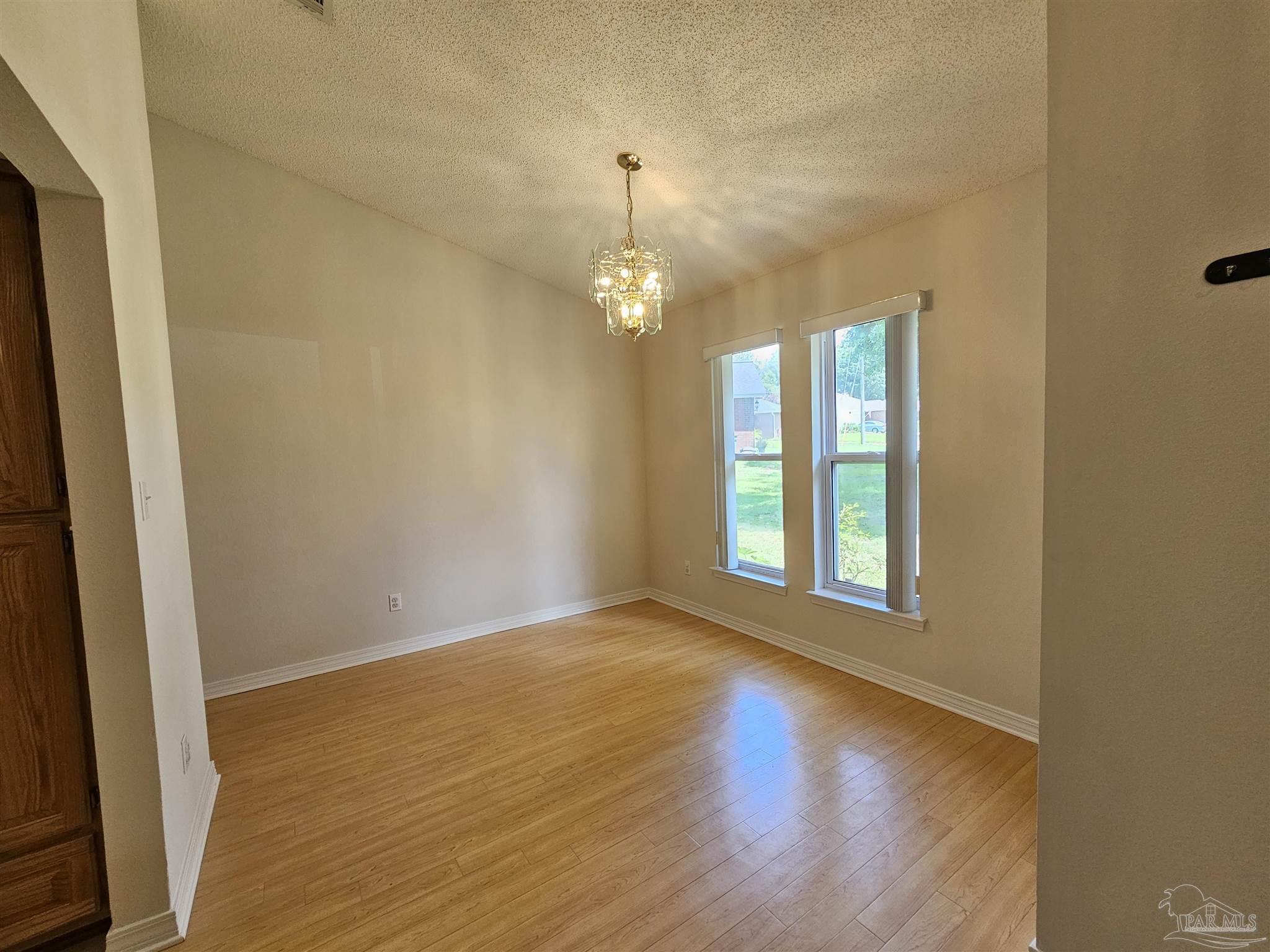555 Ard Dr