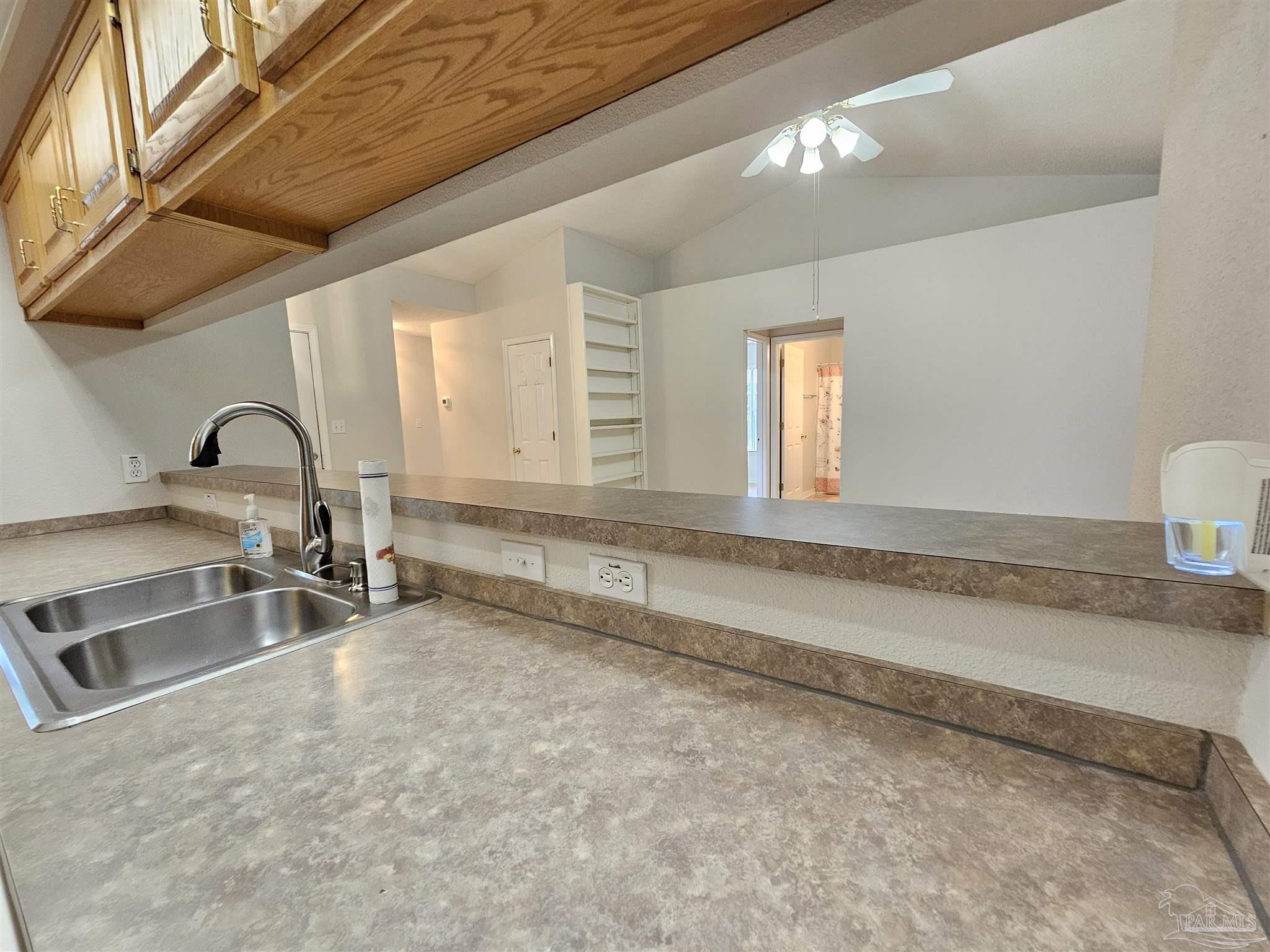 555 Ard Dr