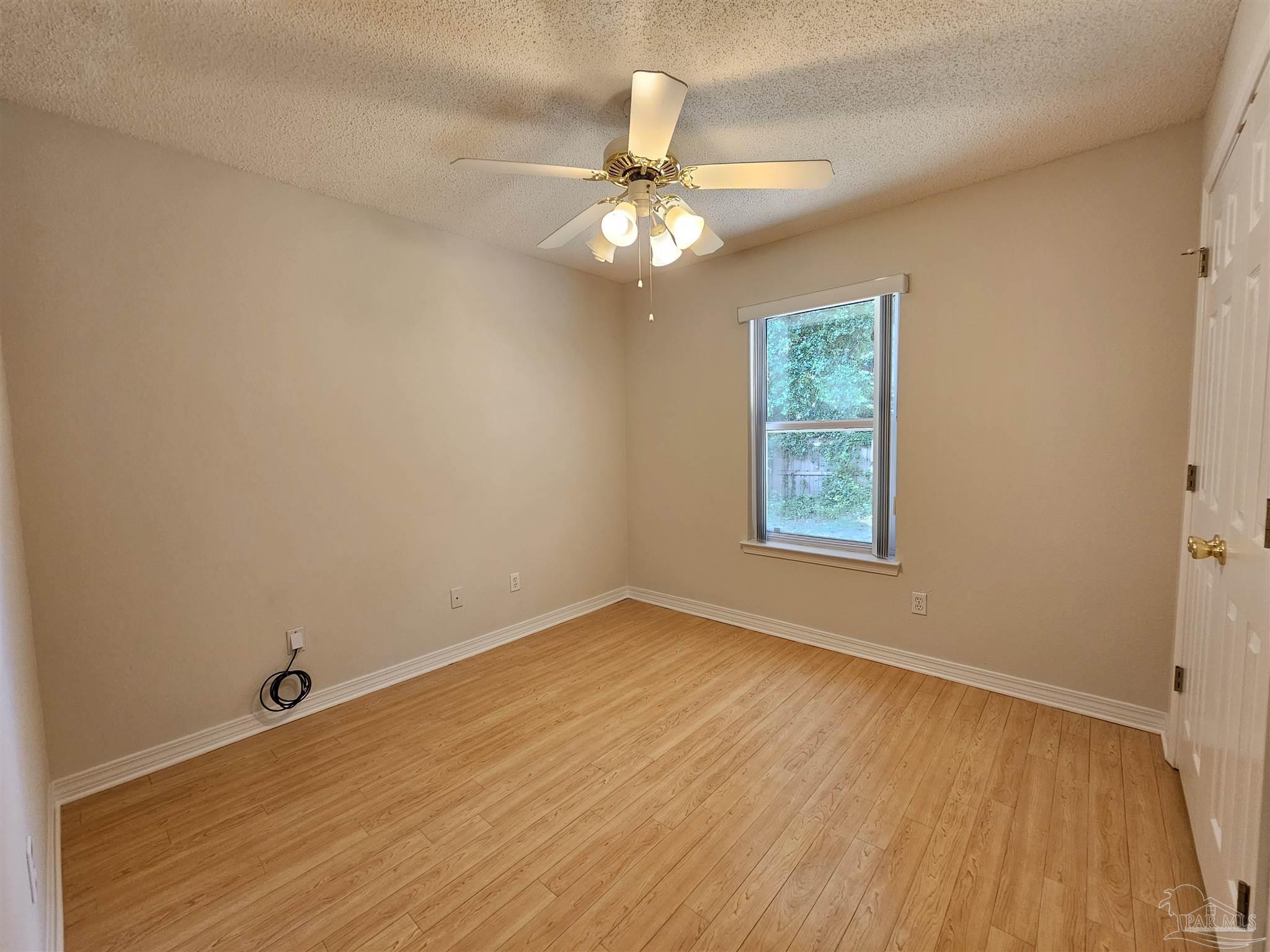 555 Ard Dr