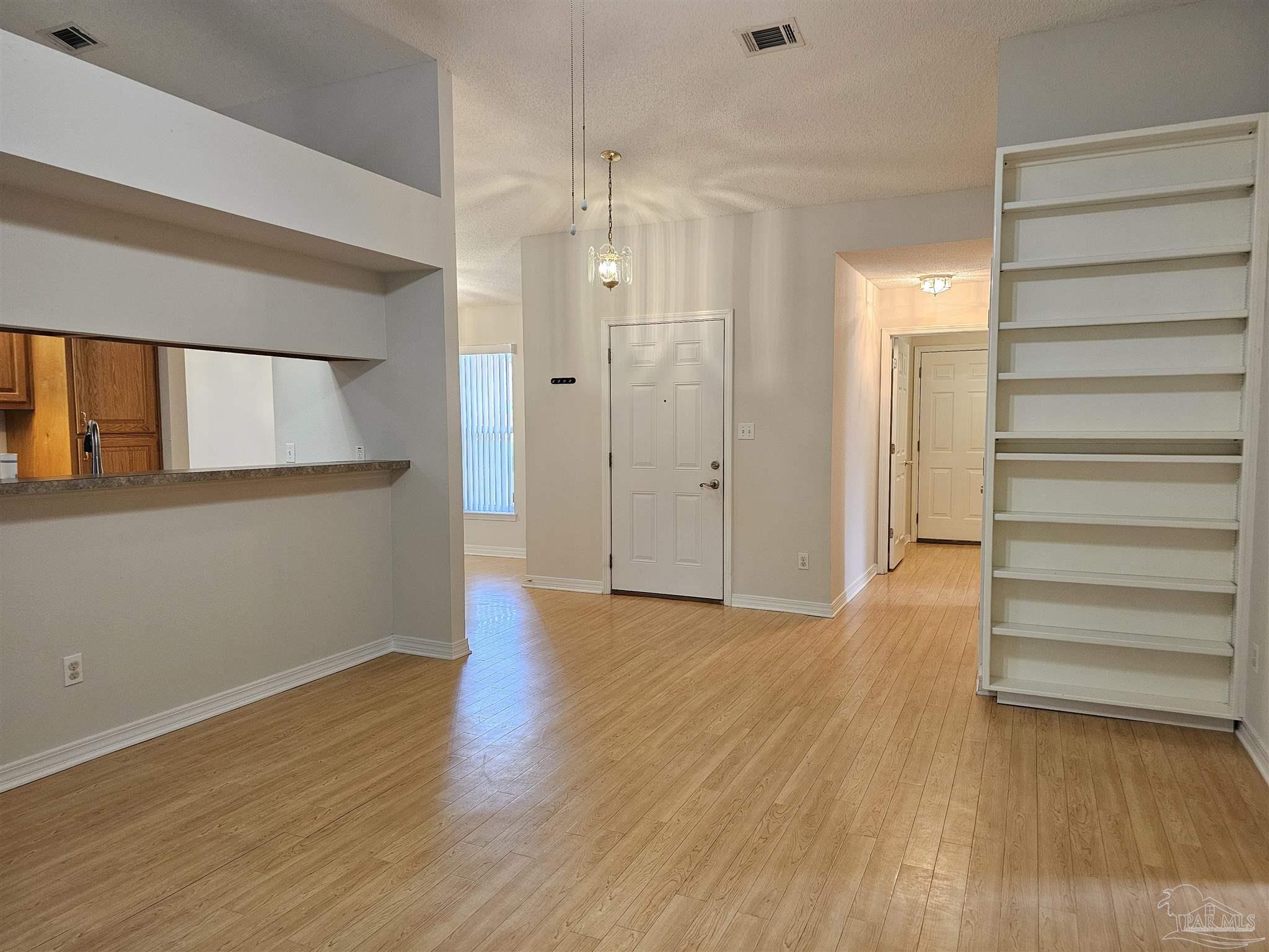 555 Ard Dr