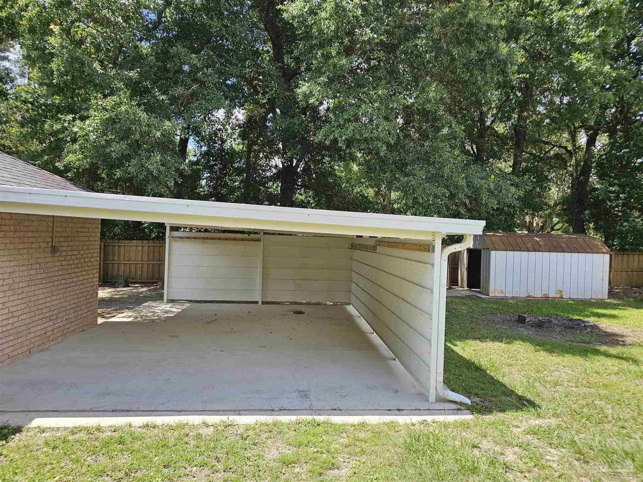 555 Ard Dr
