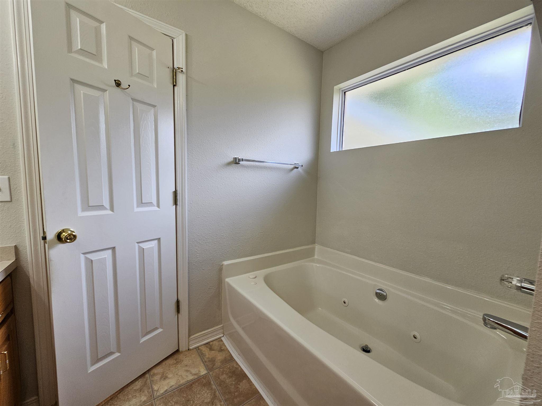 555 Ard Dr