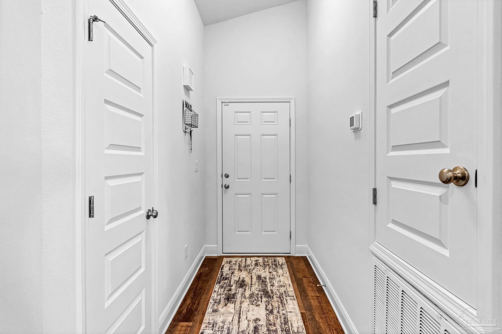 128 Cottage Ln