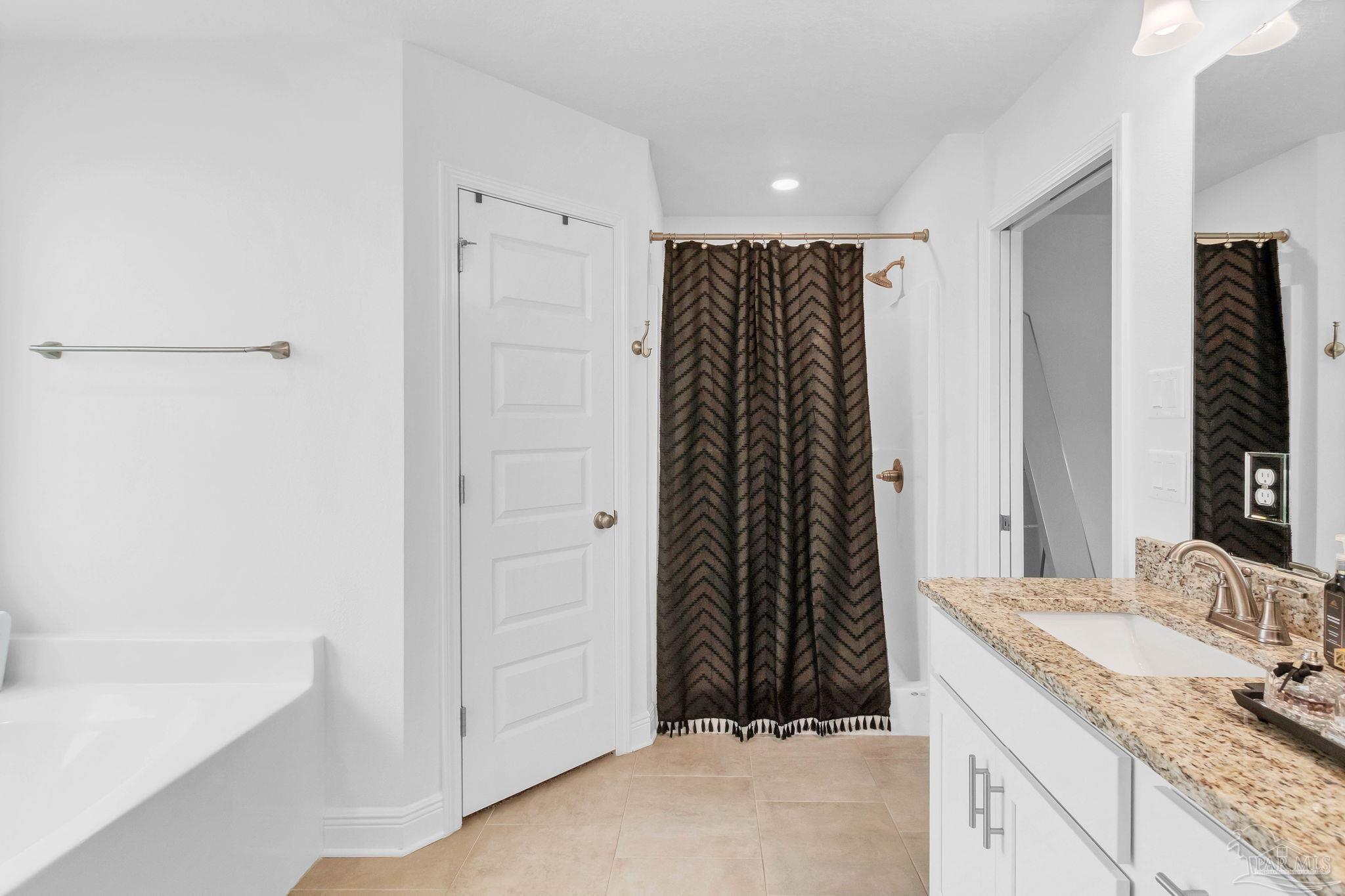 128 Cottage Ln