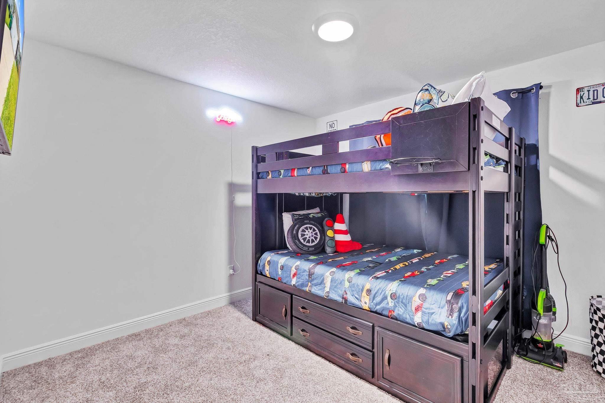 128 Cottage Ln