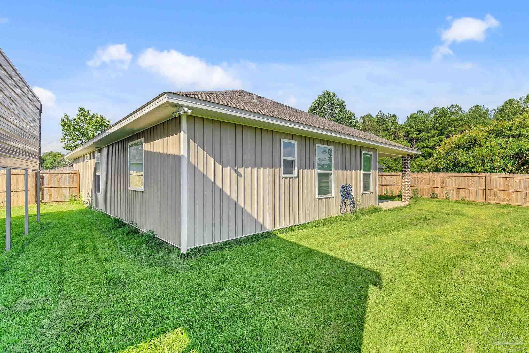 128 Cottage Ln