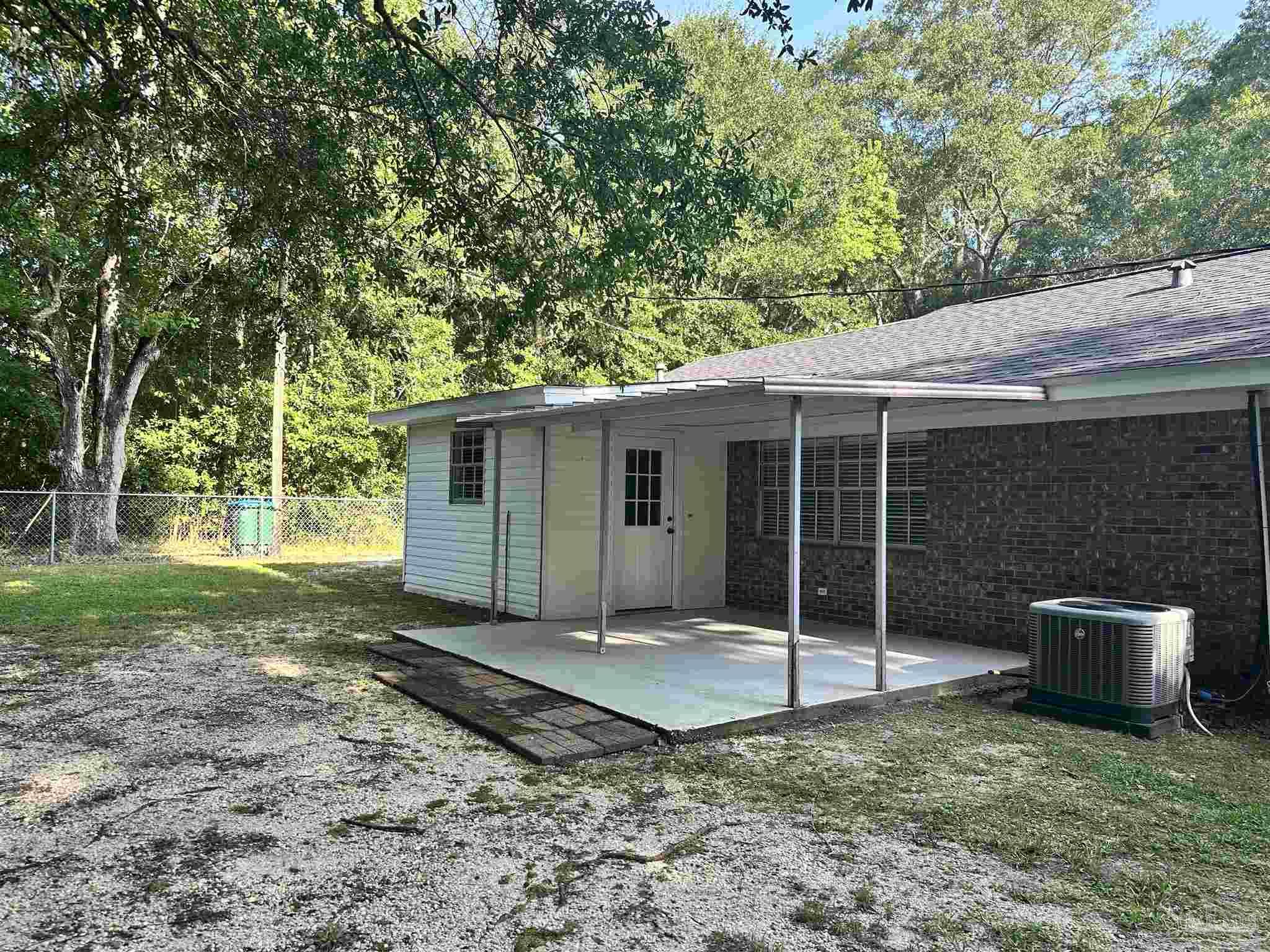 115 Davison Ln
