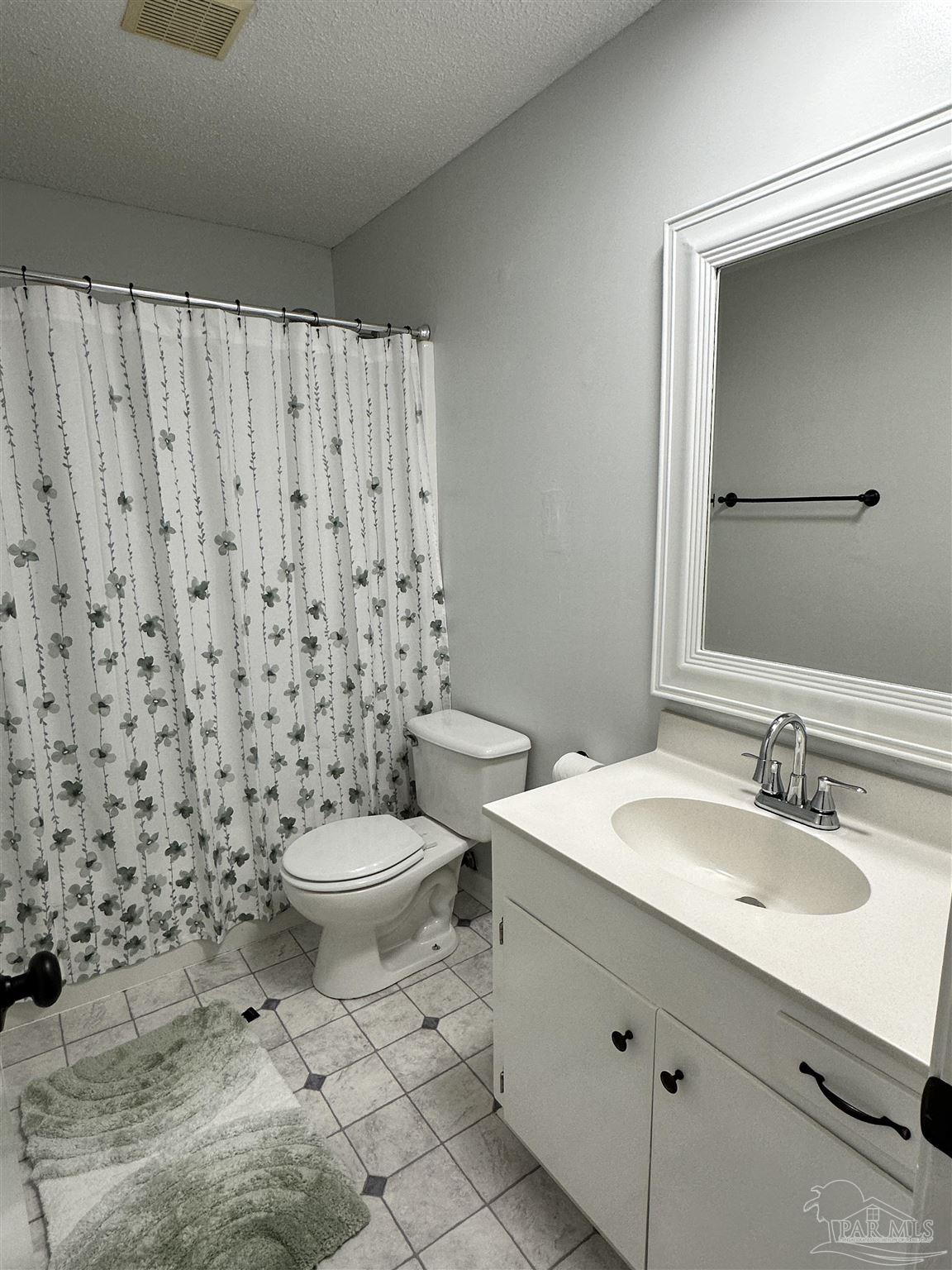 115 Davison Ln