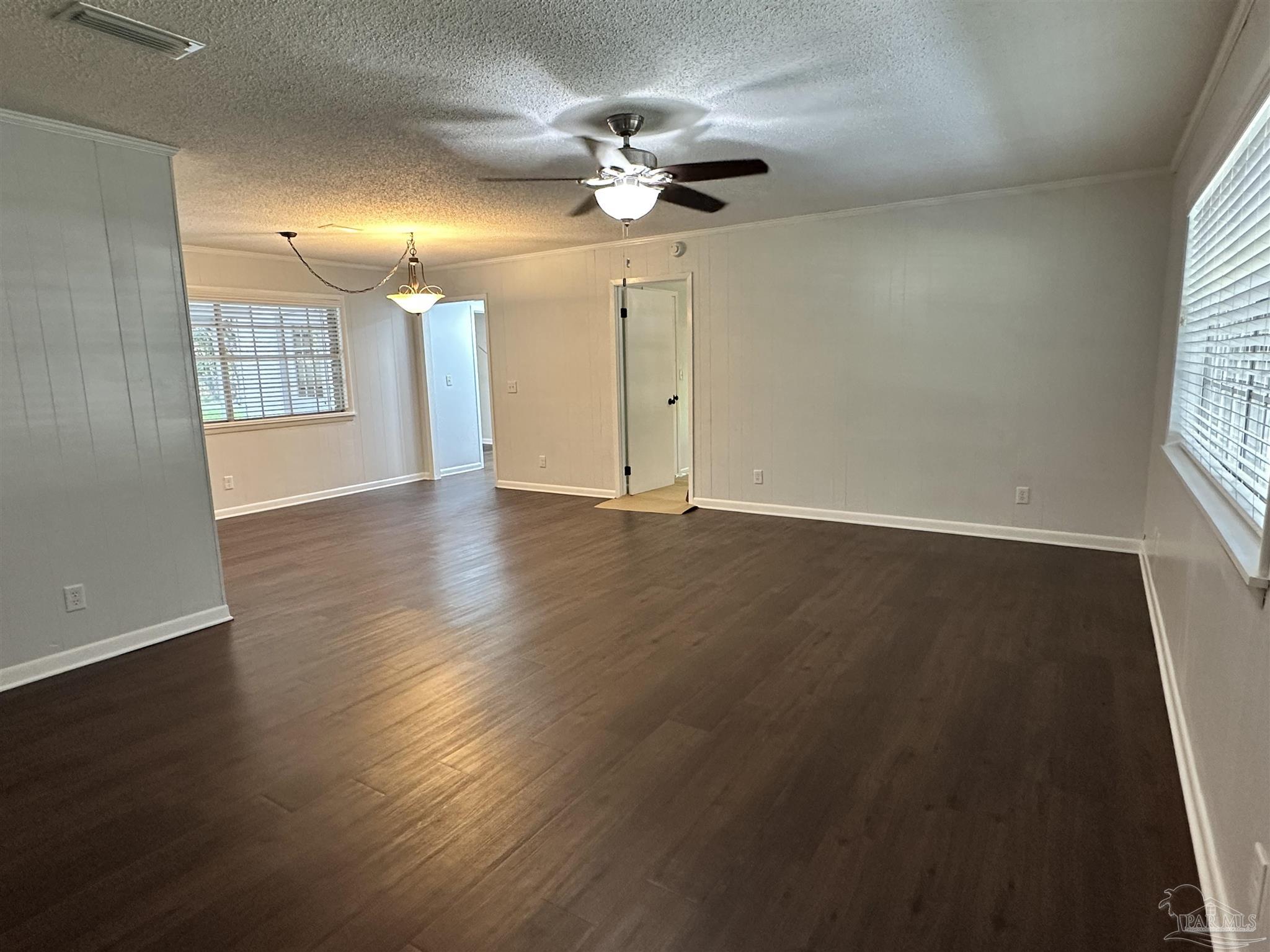 115 Davison Ln