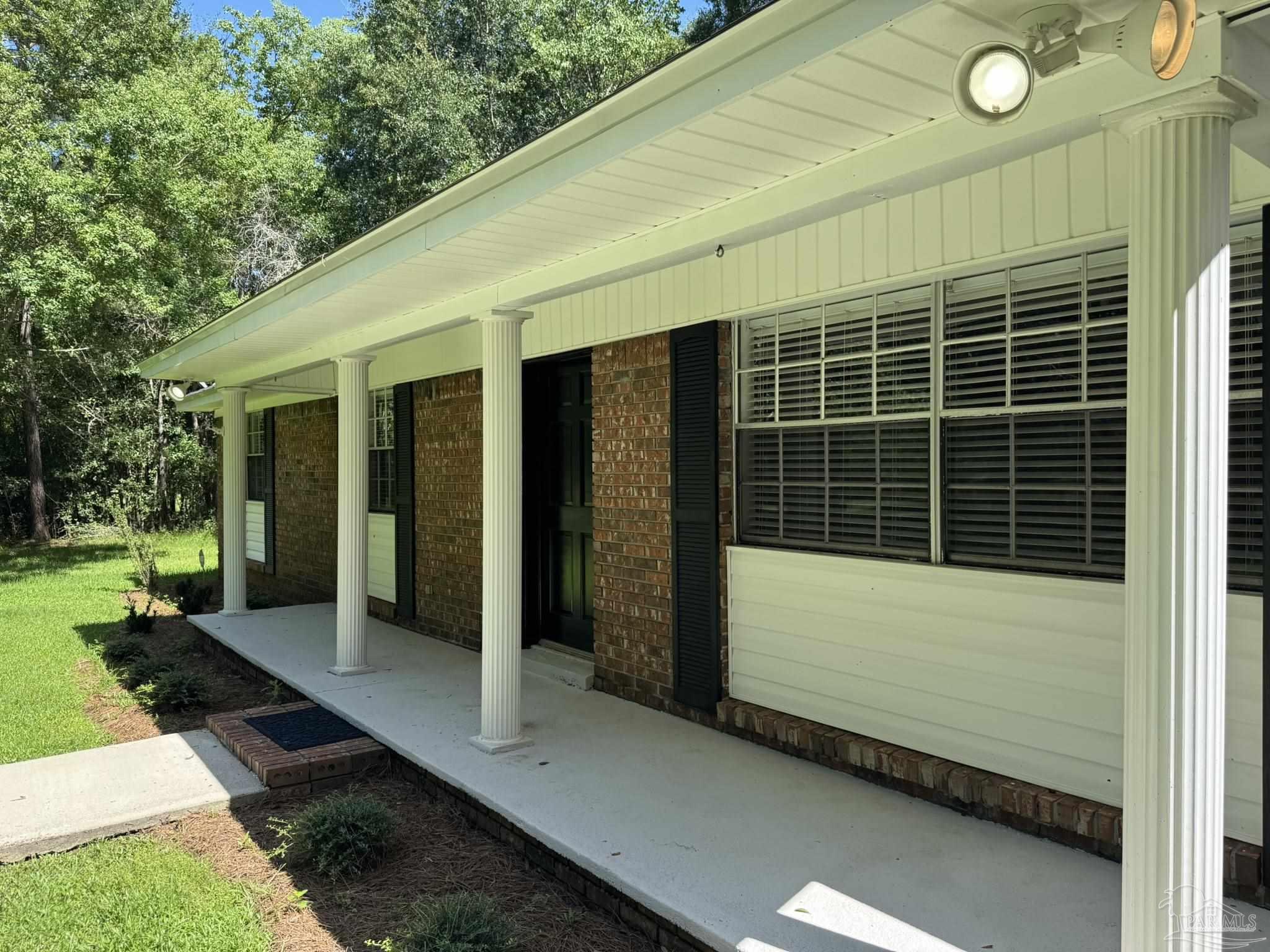 115 Davison Ln