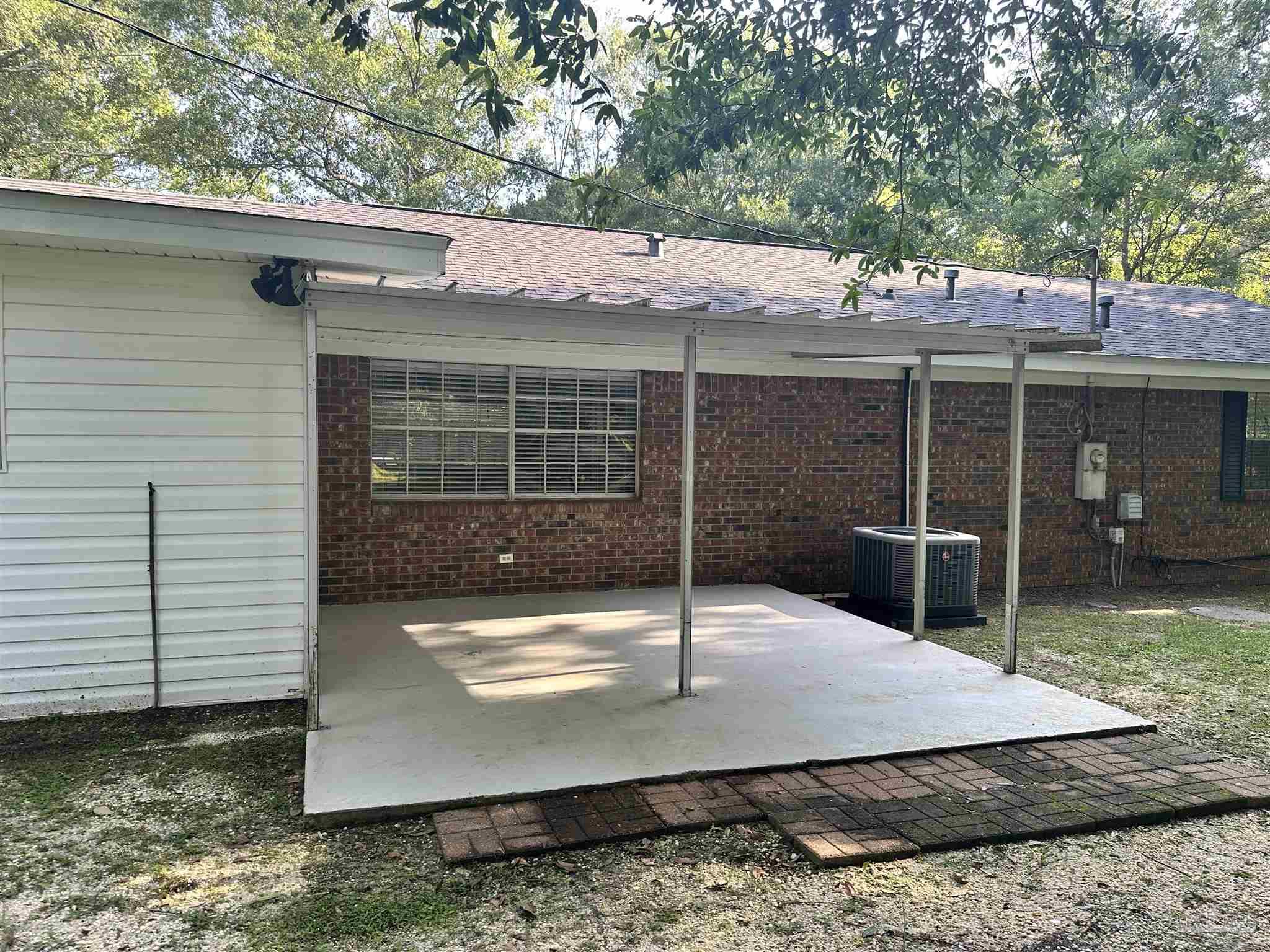 115 Davison Ln