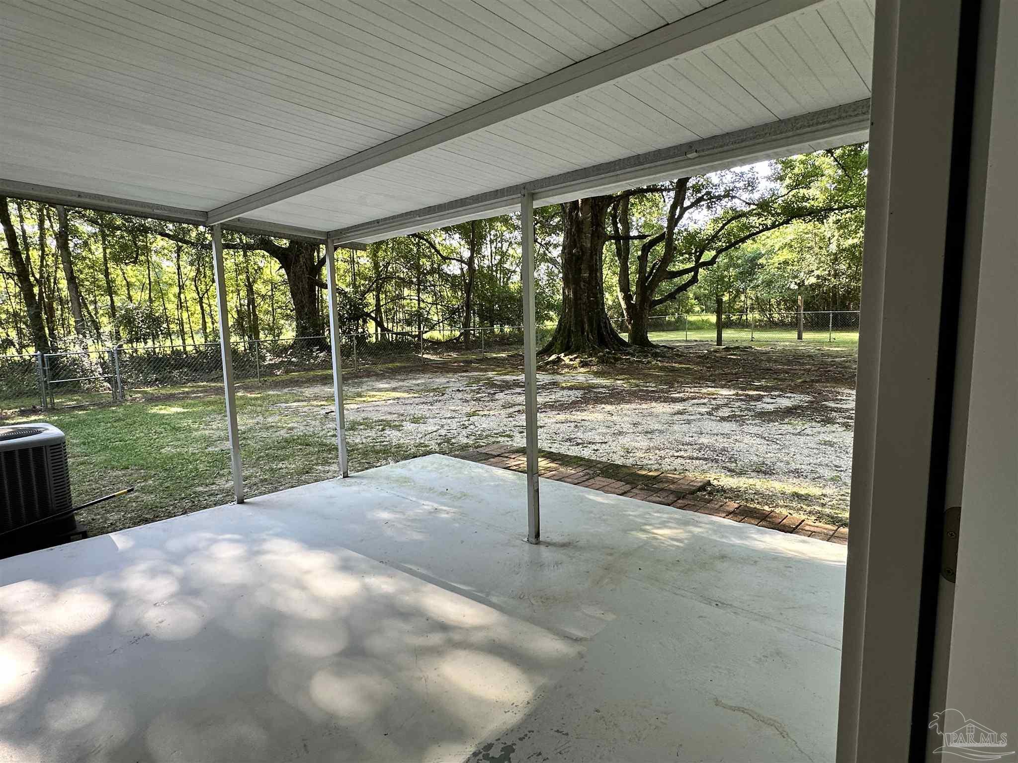 115 Davison Ln
