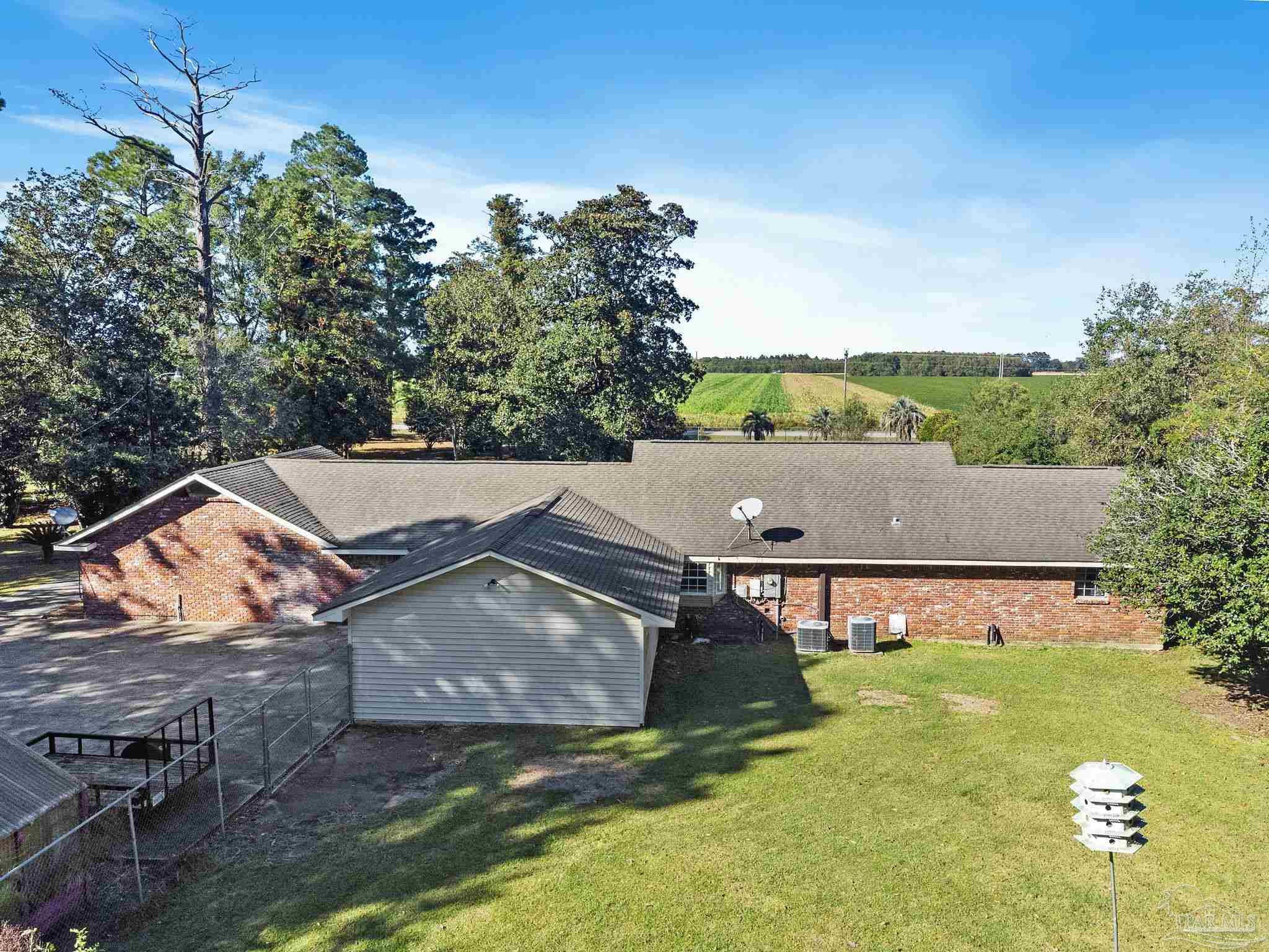 695 Woods Rd