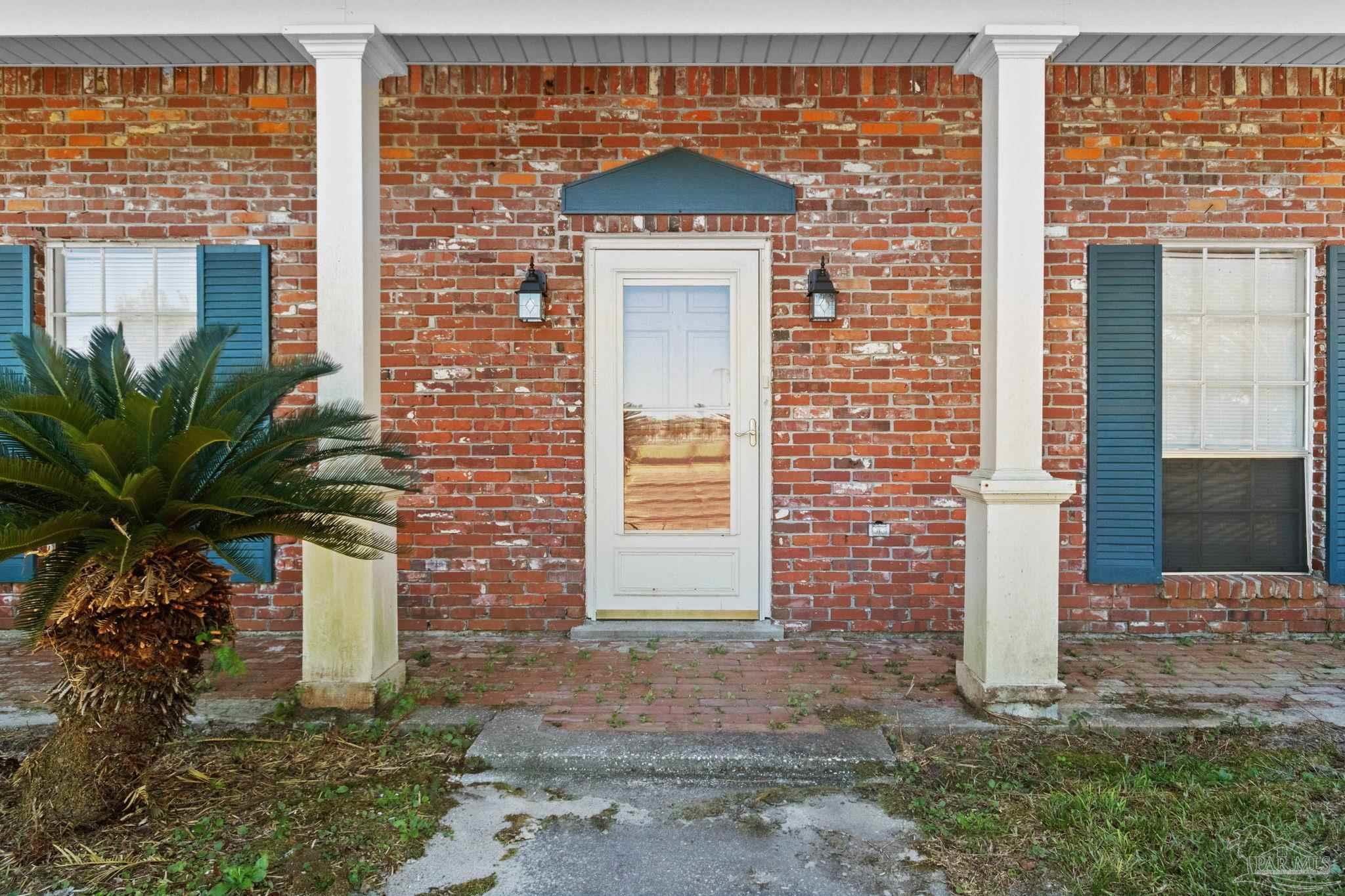 695 Woods Rd