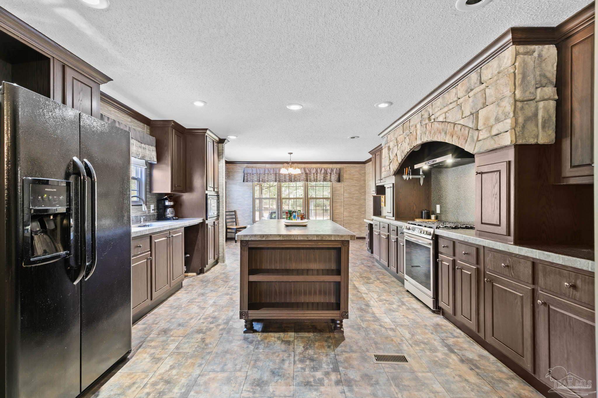 289 Blackwell Ln
