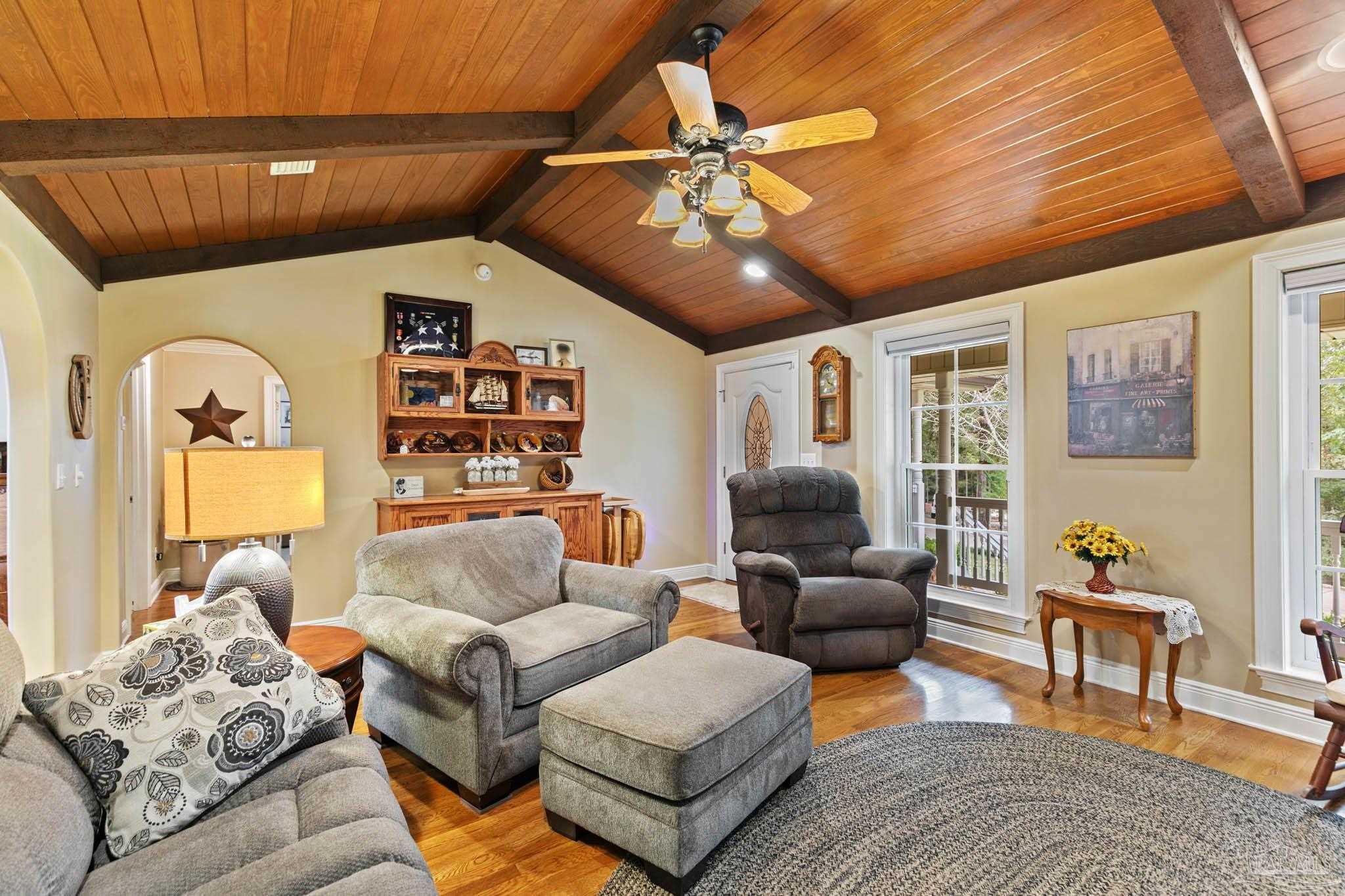 560 Veterans Dr