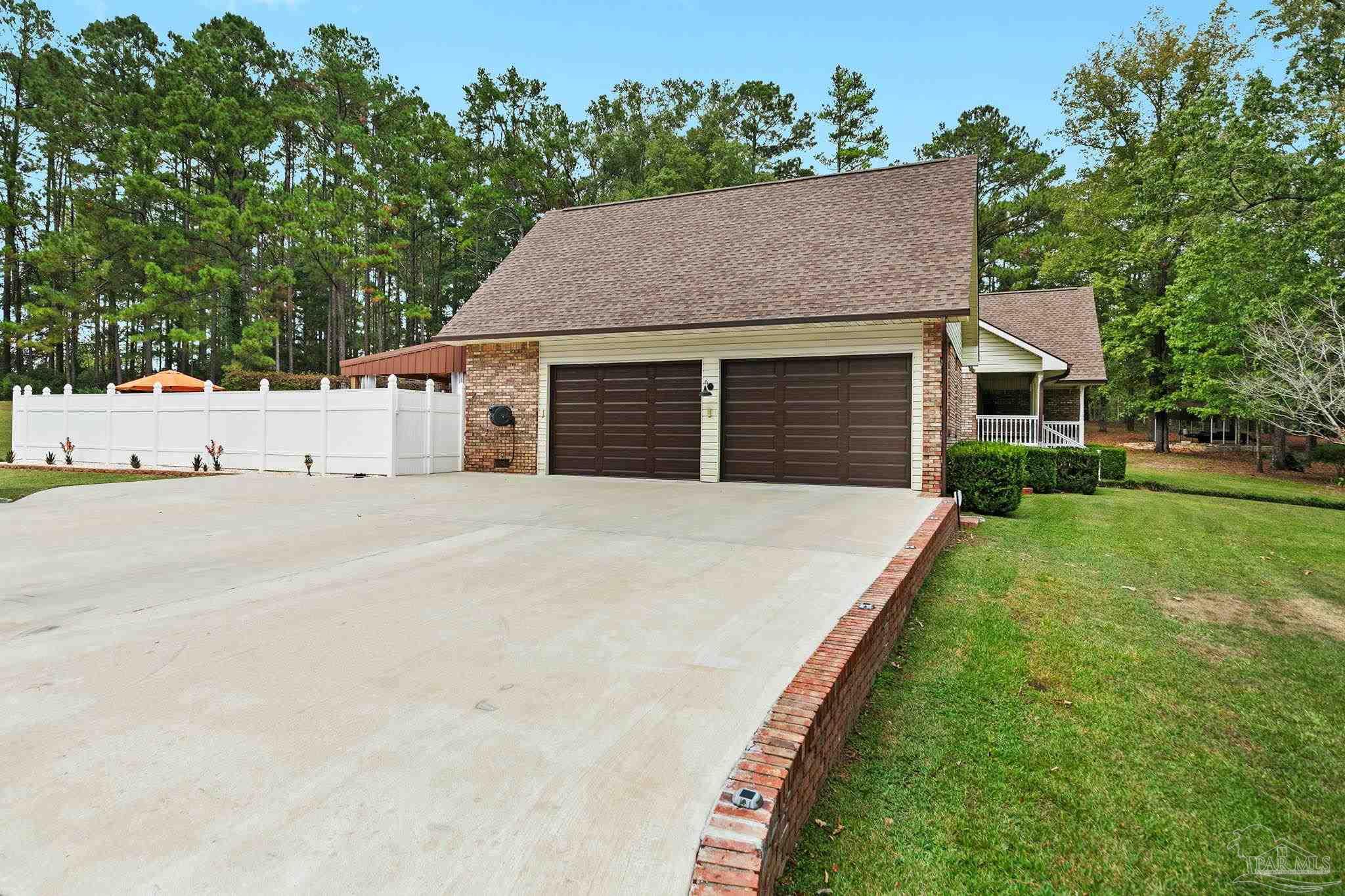 560 Veterans Dr