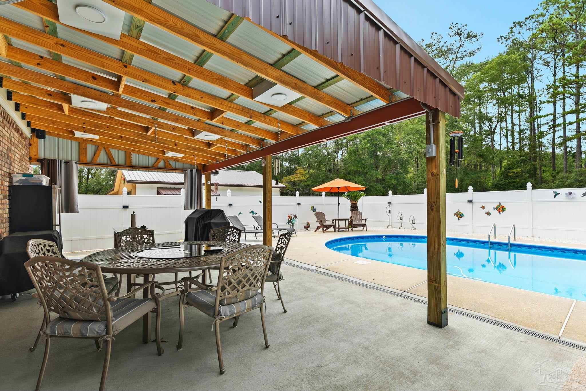 560 Veterans Dr