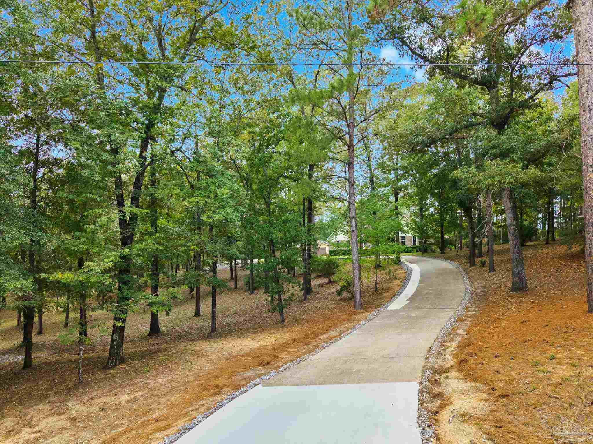 560 Veterans Dr
