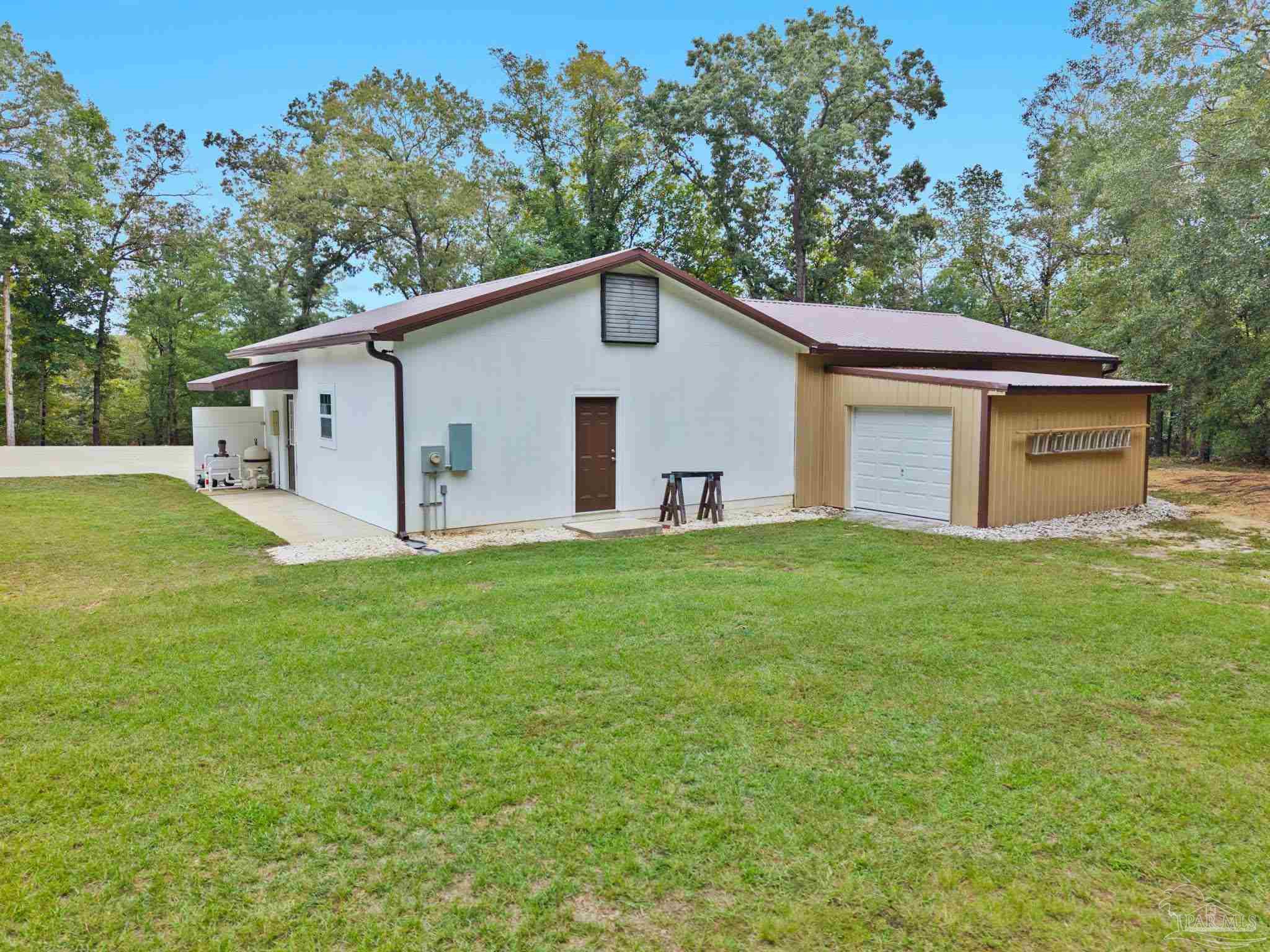 560 Veterans Dr