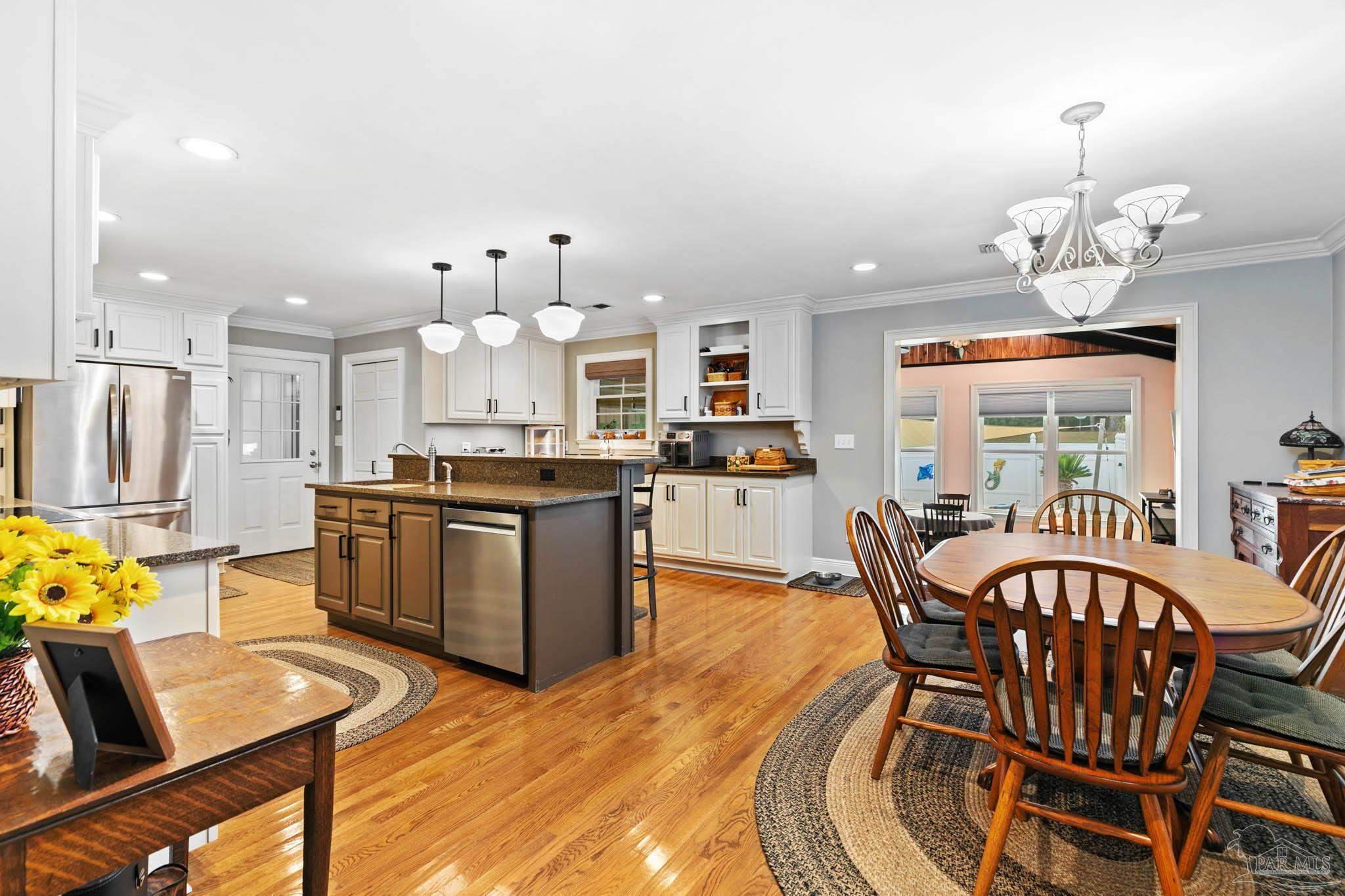 560 Veterans Dr