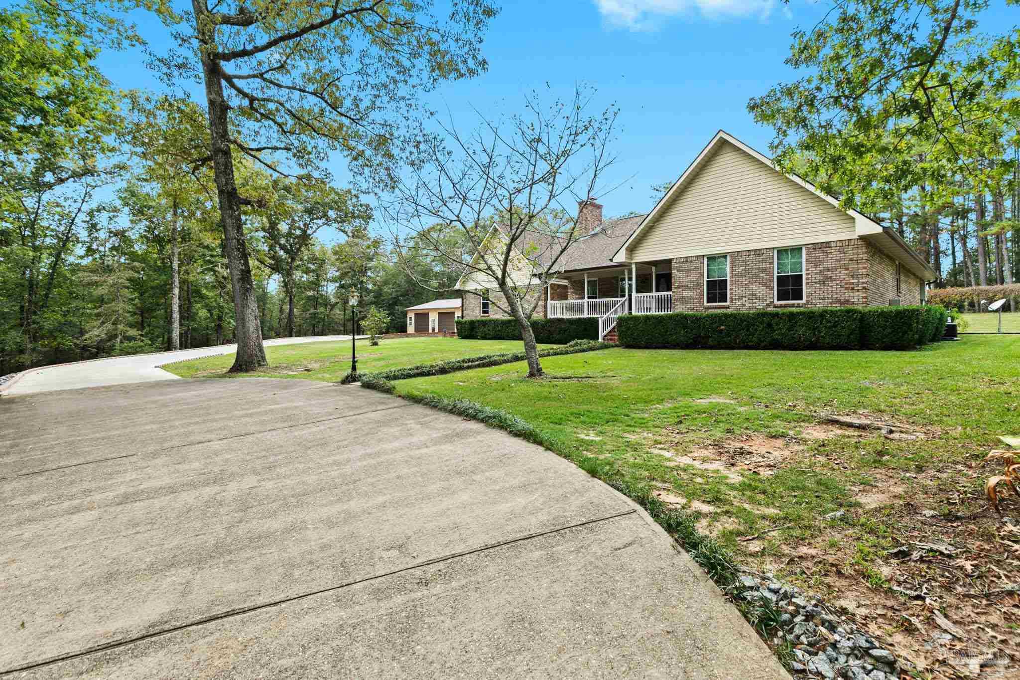 560 Veterans Dr