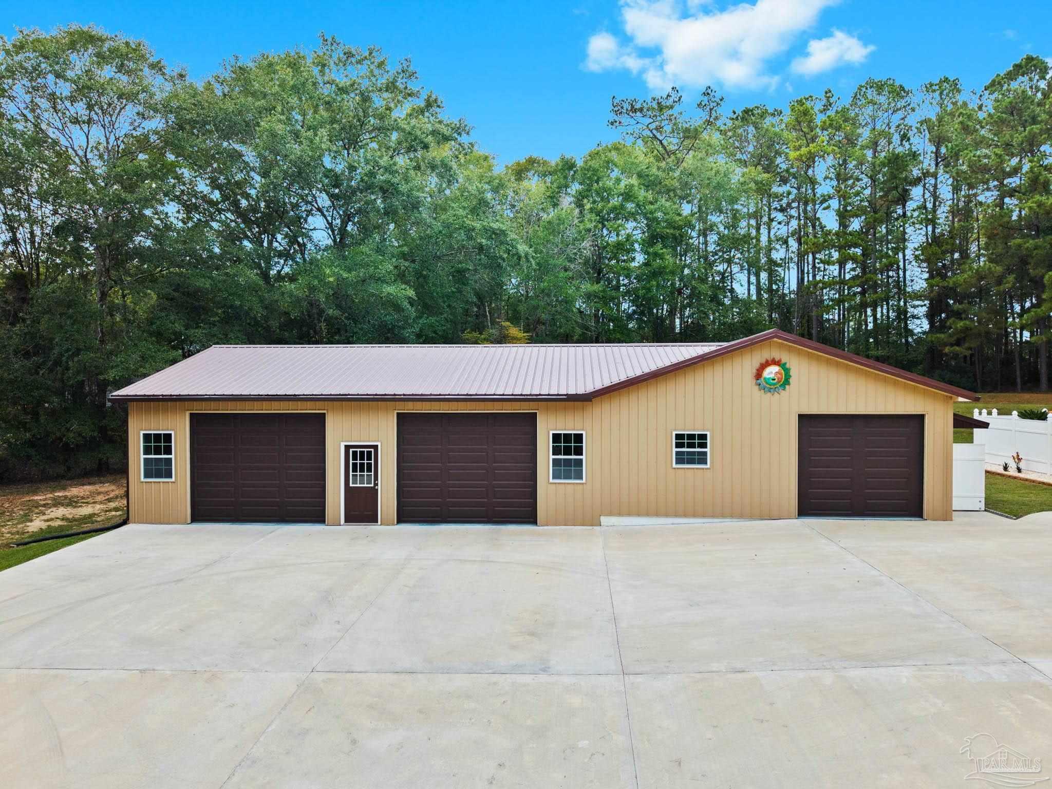 560 Veterans Dr