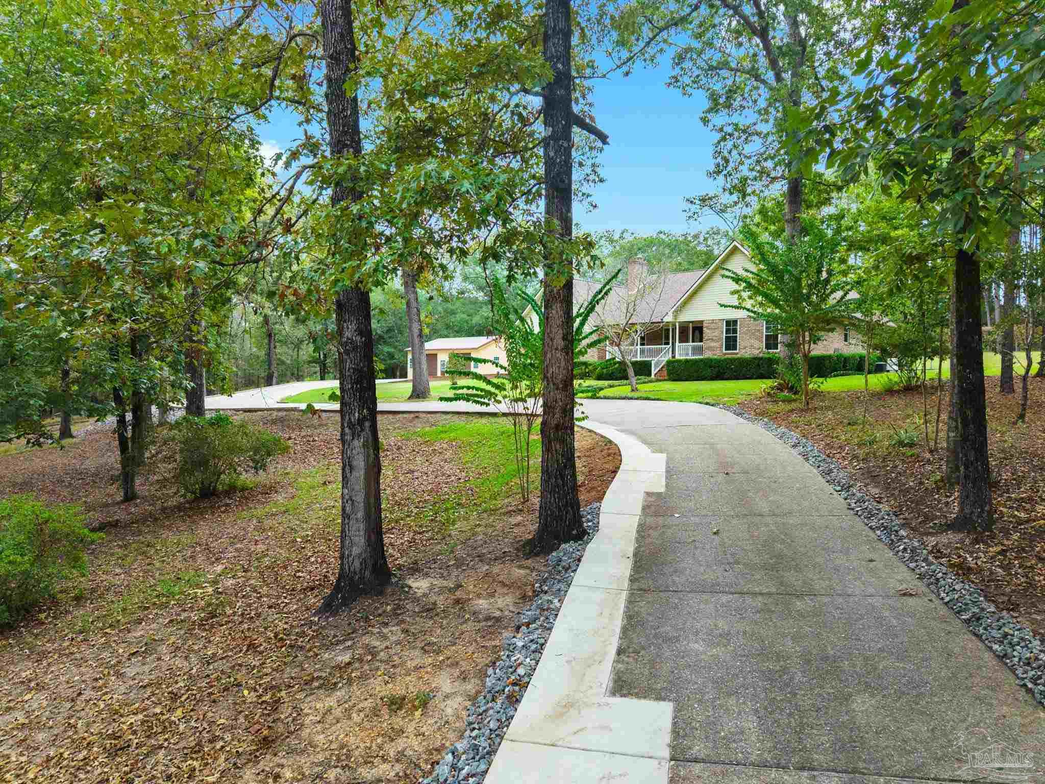 560 Veterans Dr