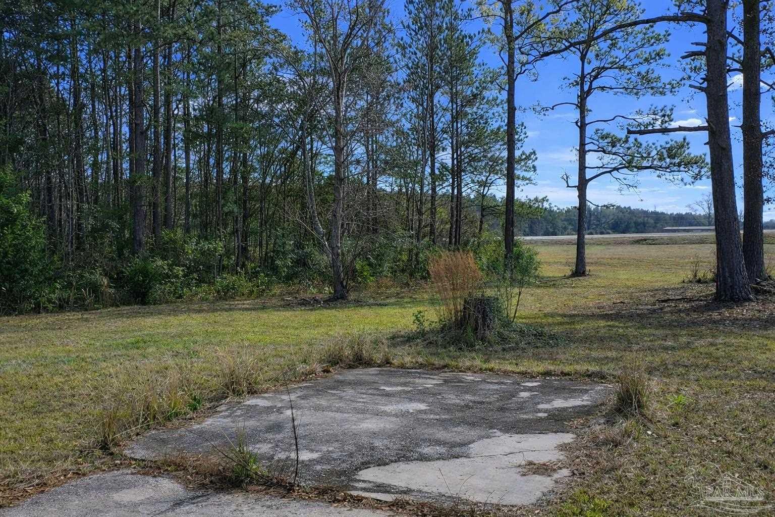 818 Twin Bridges Rd