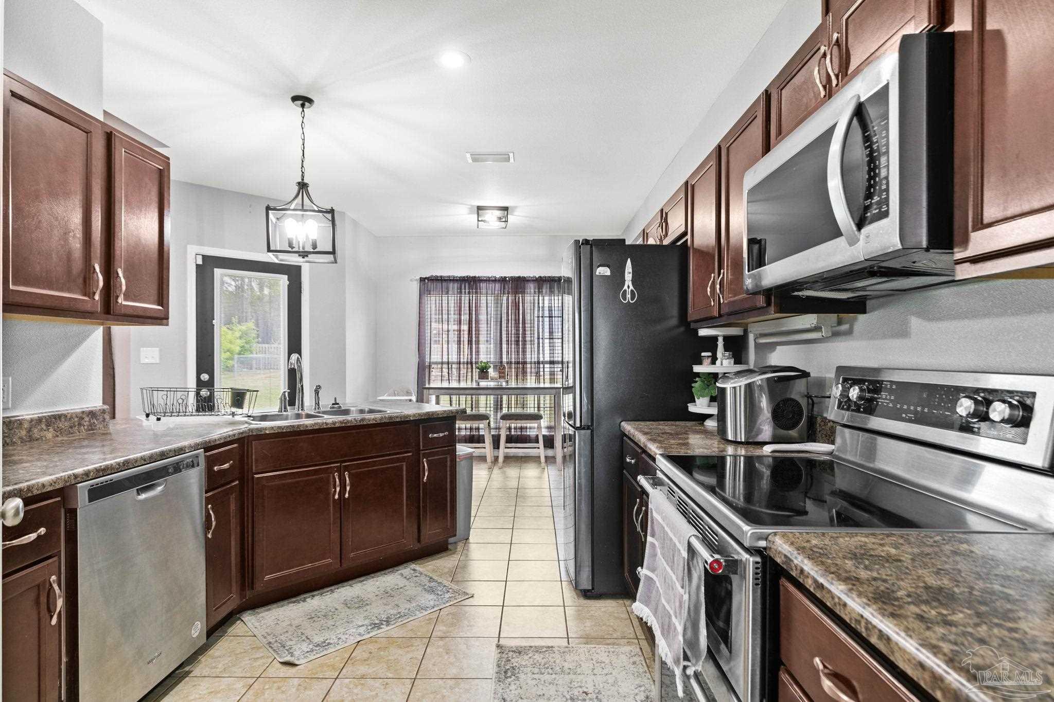 180 Ely Rd