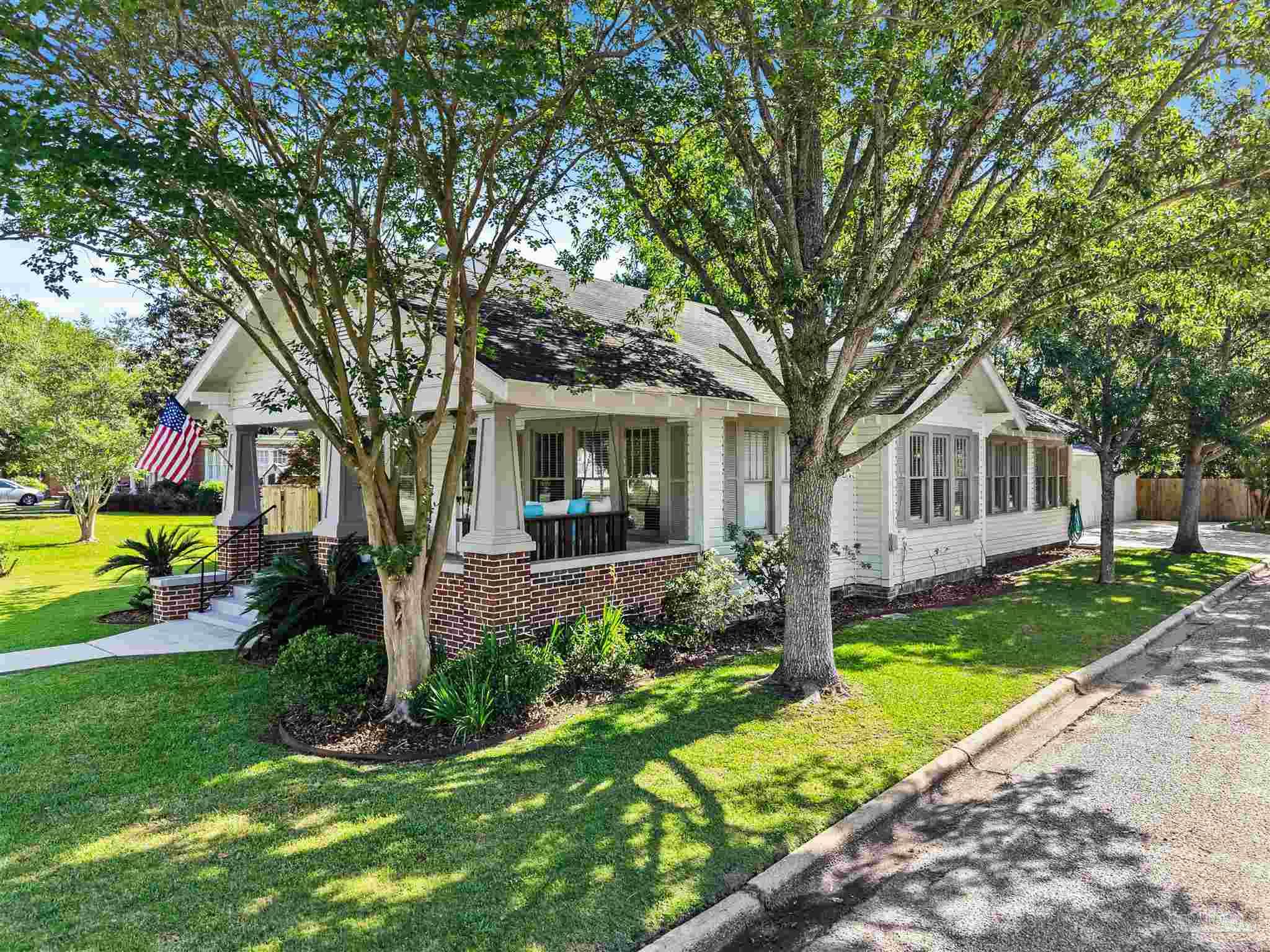 903 S Pensacola Ave