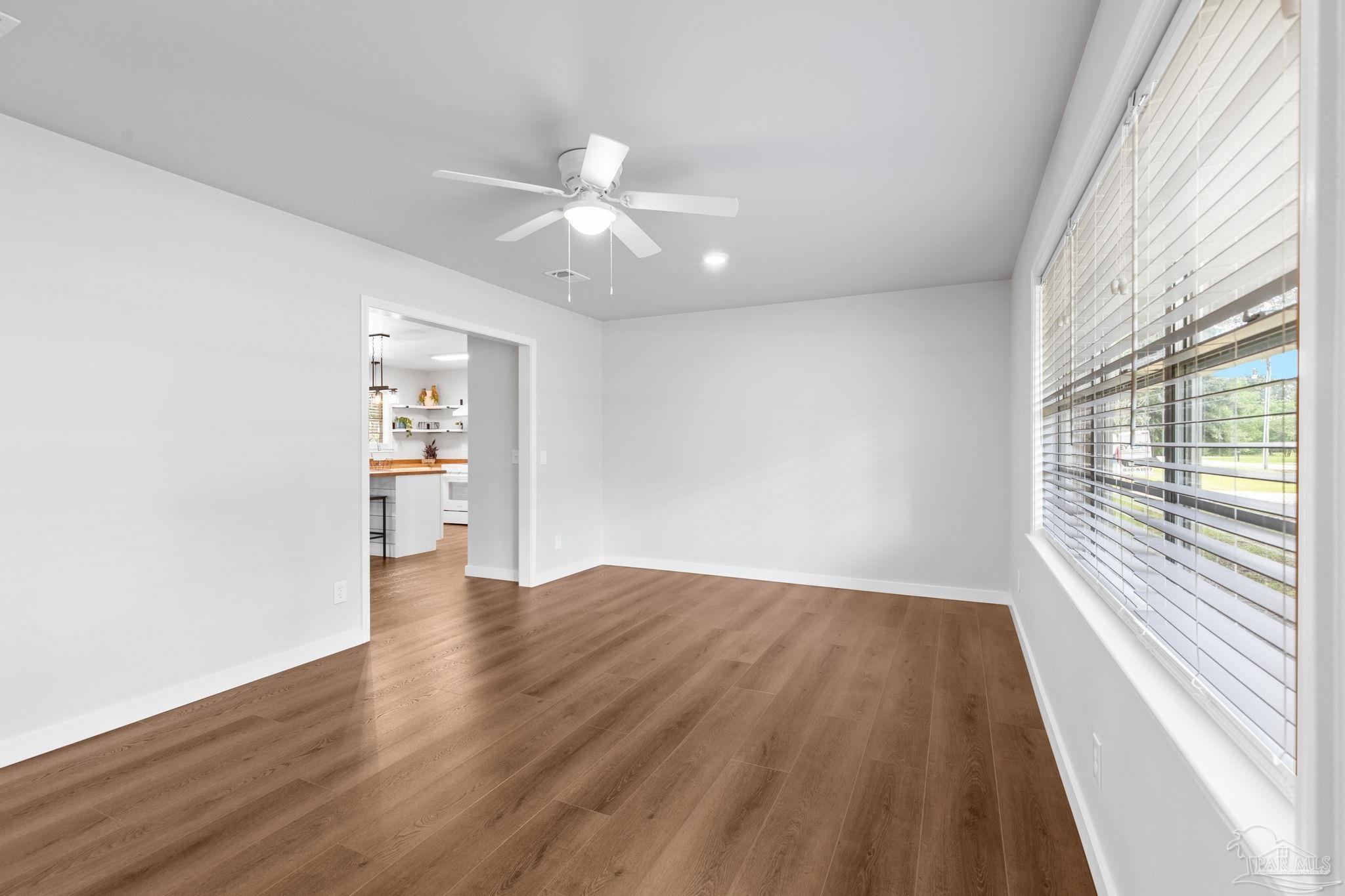207 14th Ave