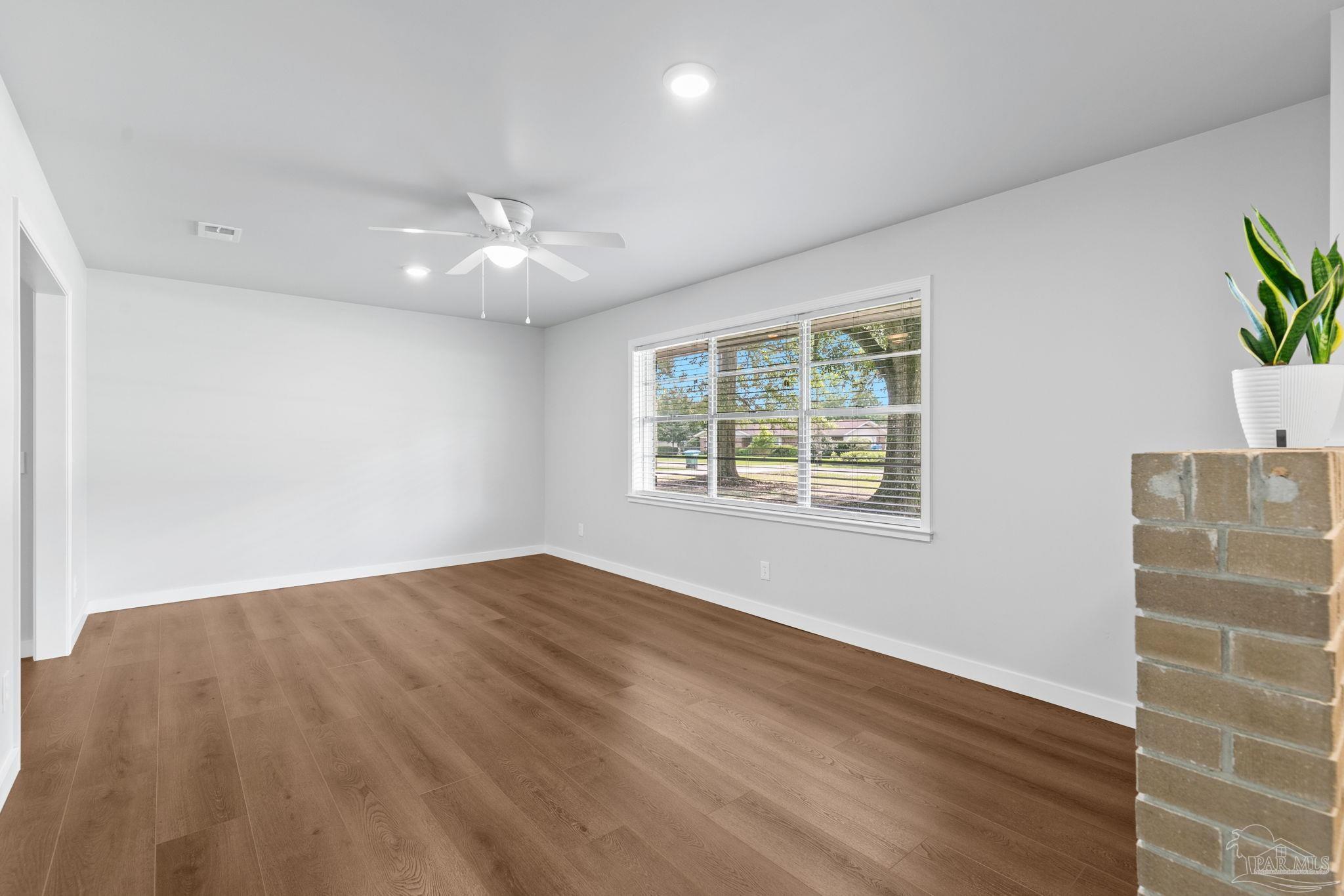 207 14th Ave