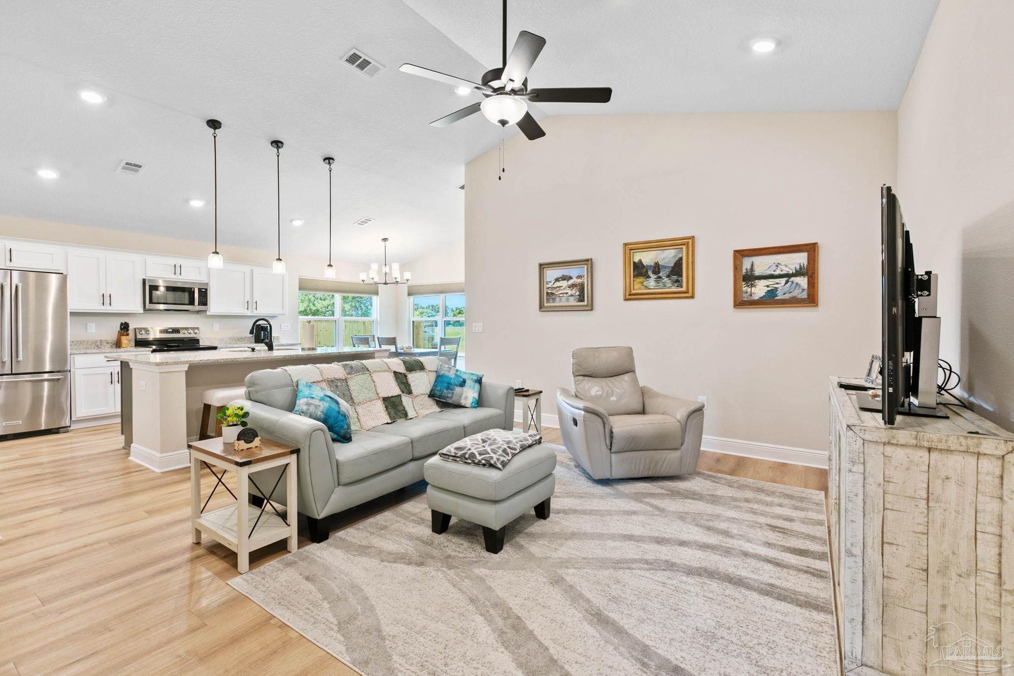 140 Saint Stephens Ct