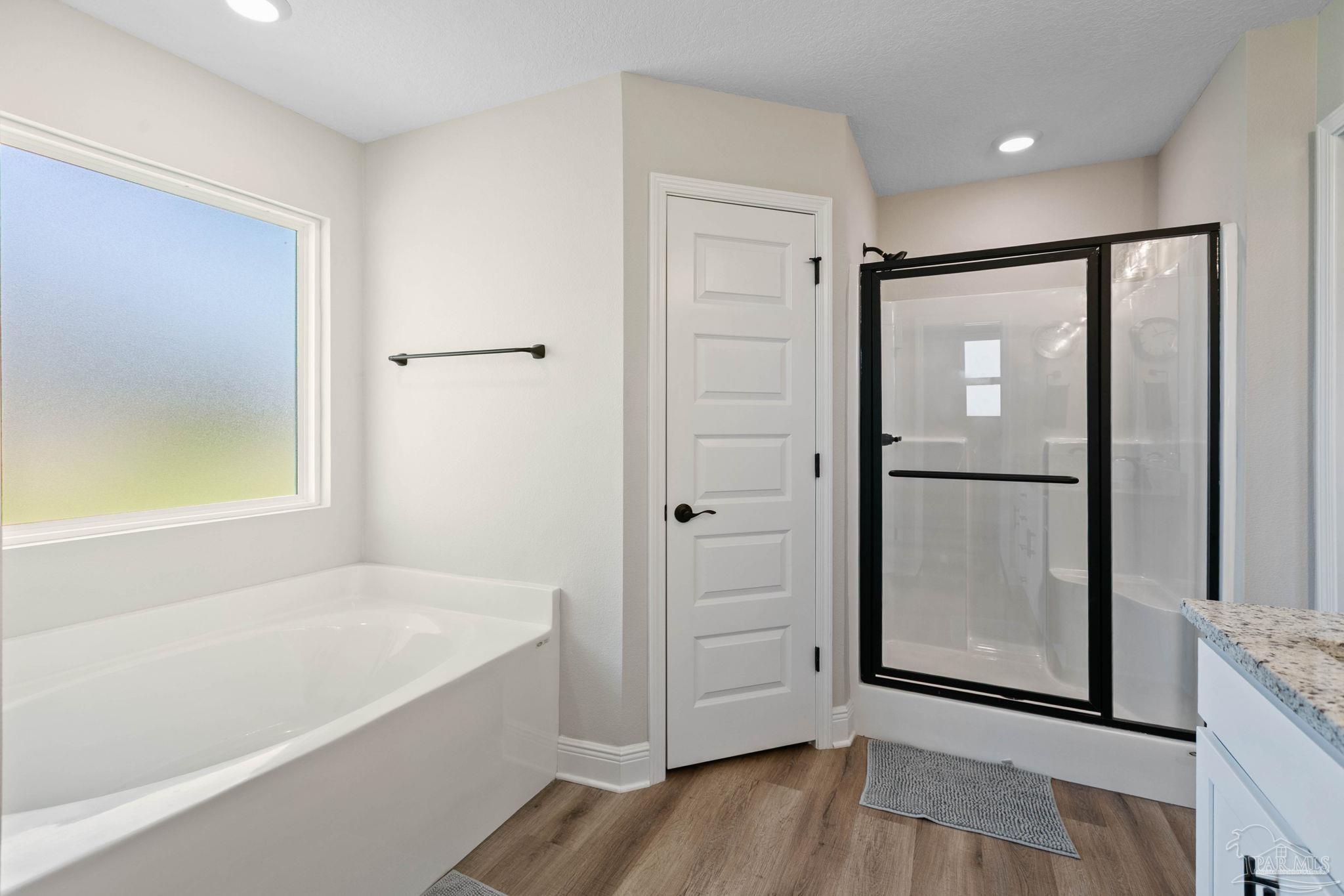 140 Saint Stephens Ct