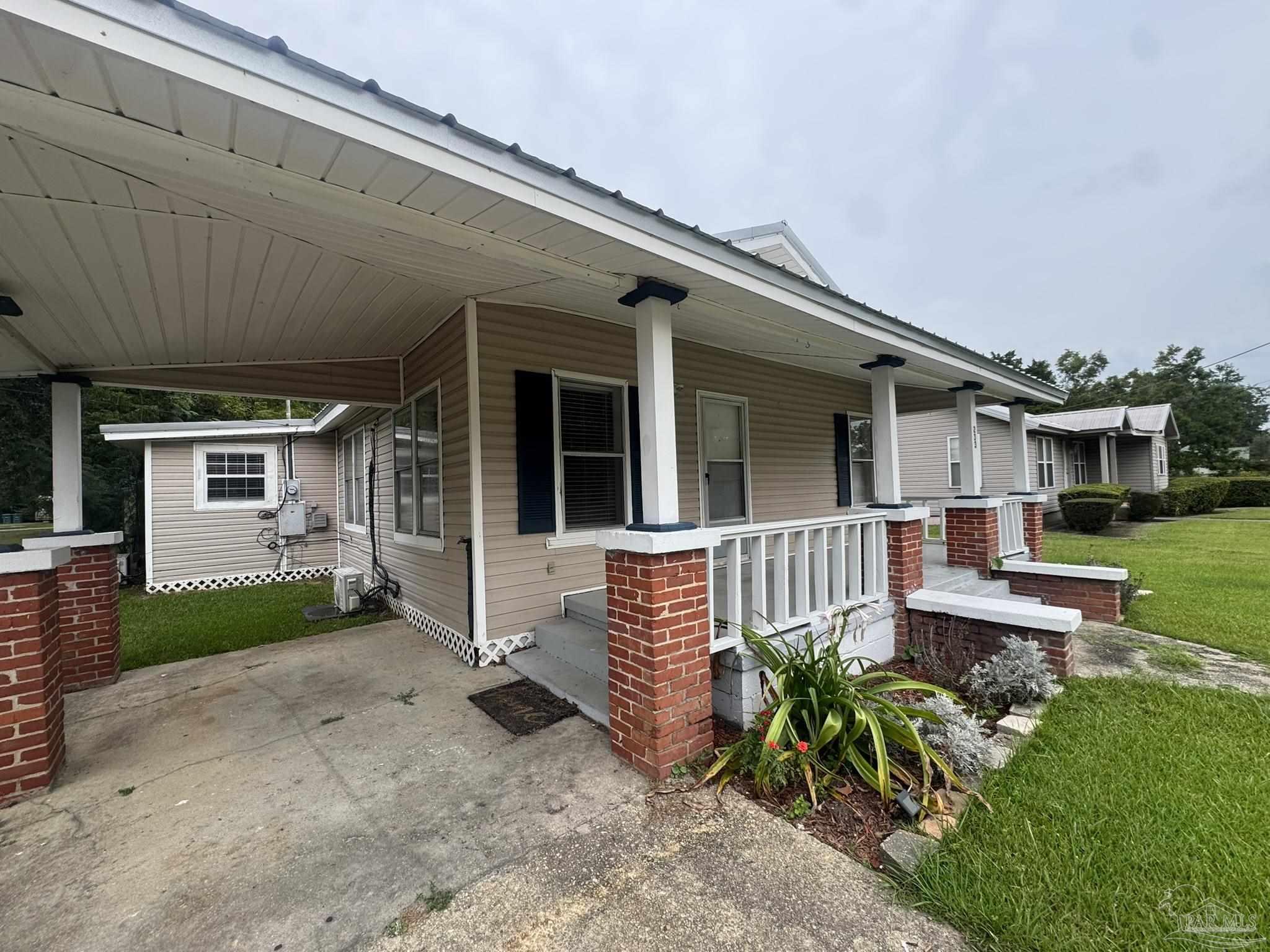 233 Wilson Ave