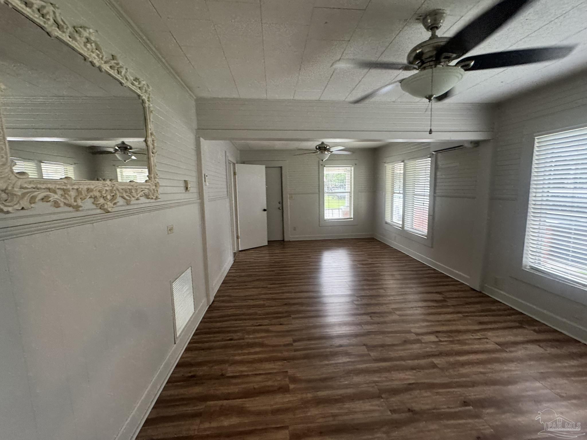 233 Wilson Ave
