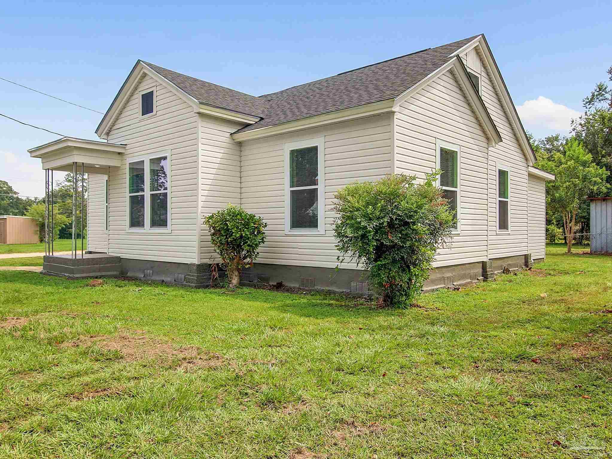 103 Forest Ave