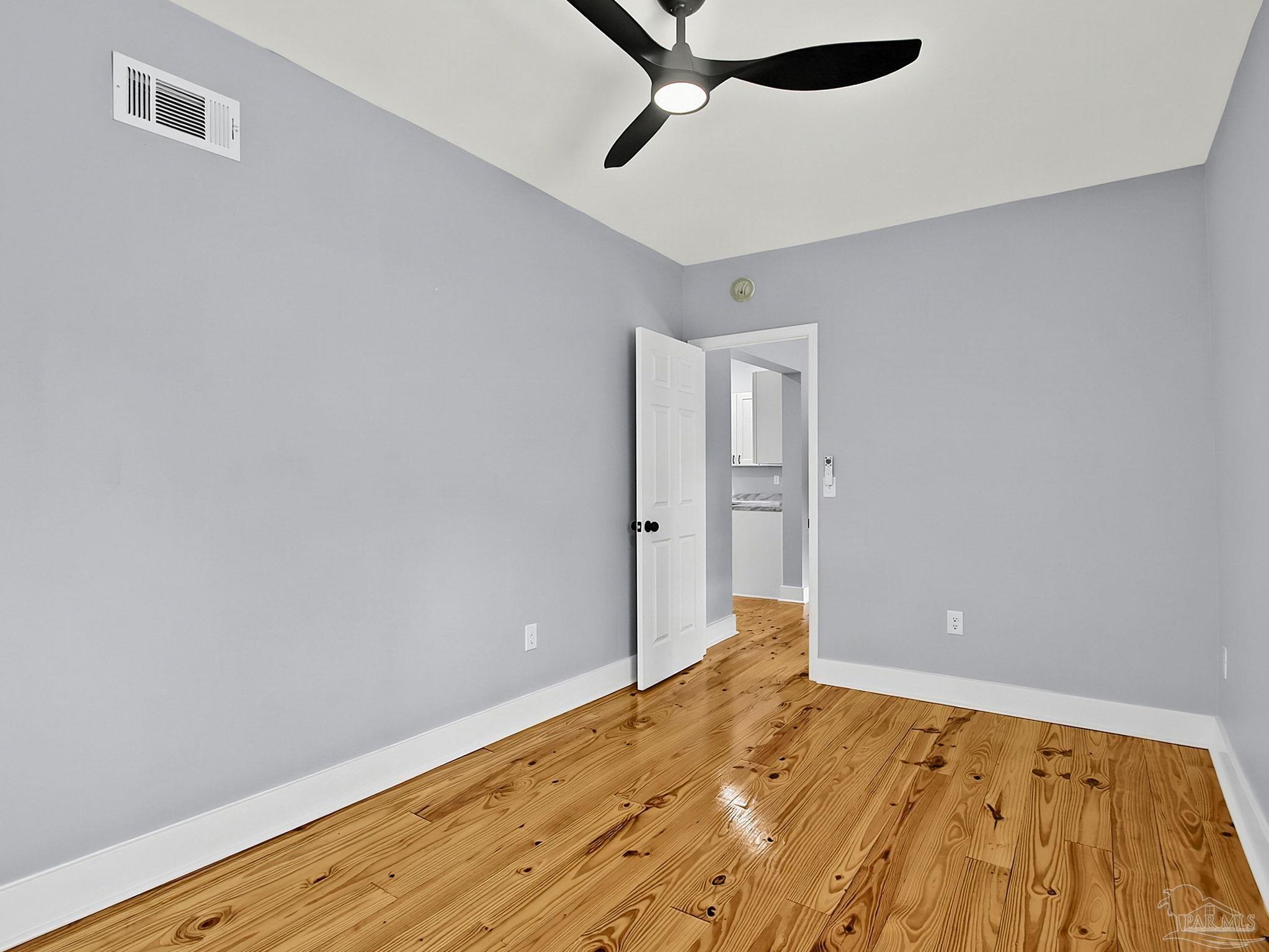 103 Forest Ave