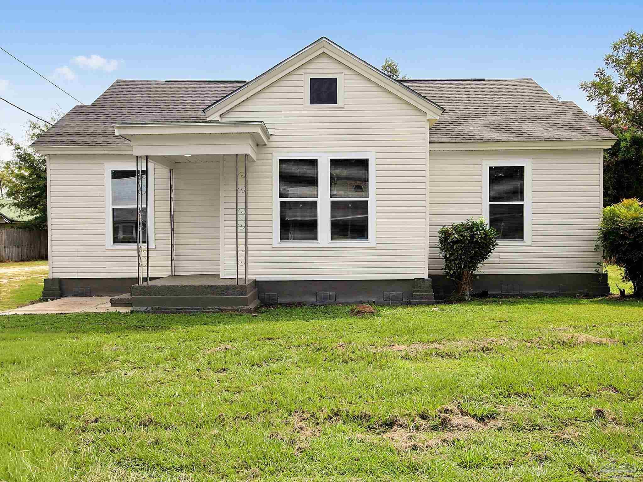 103 Forest Ave