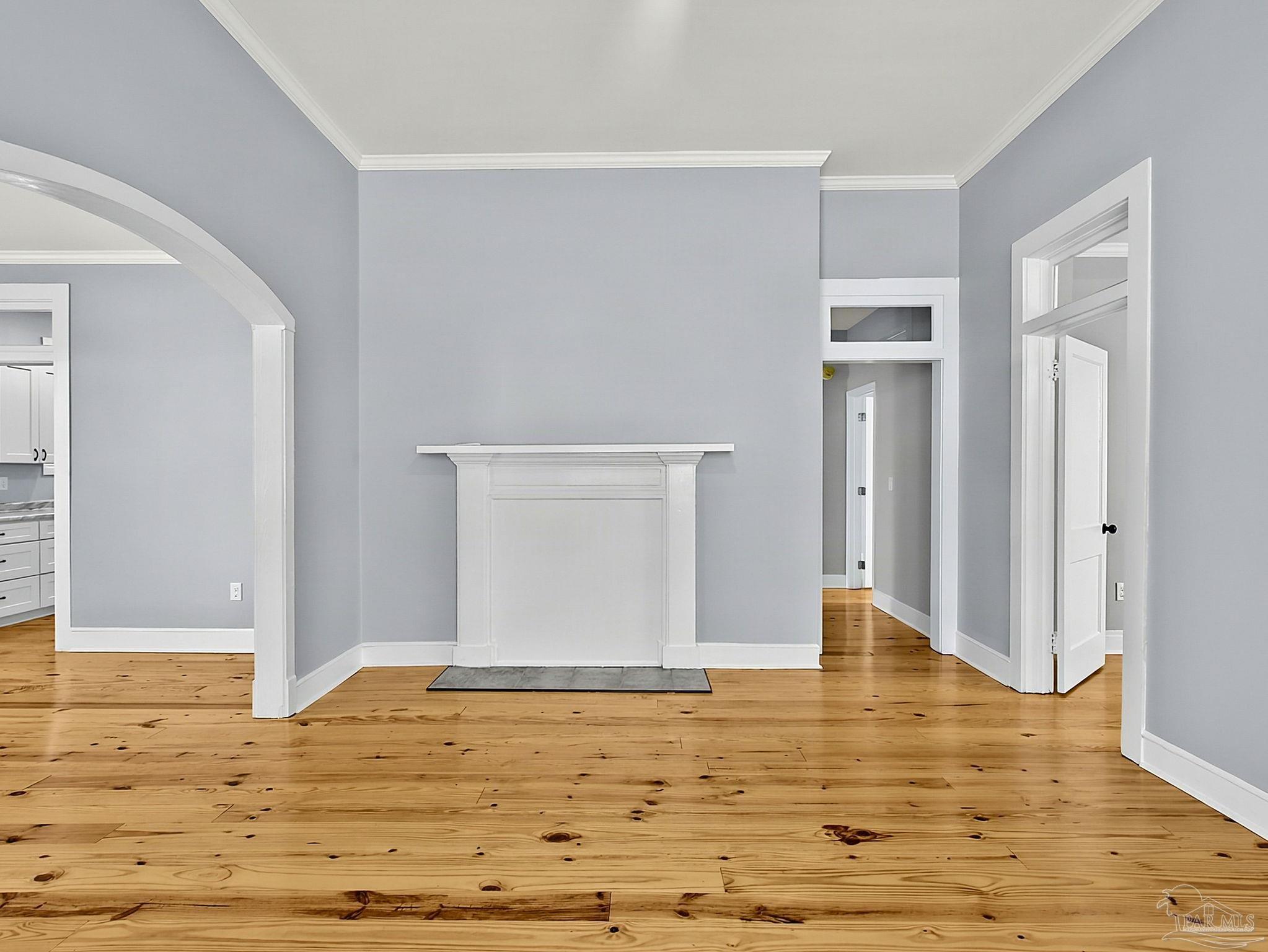 103 Forest Ave
