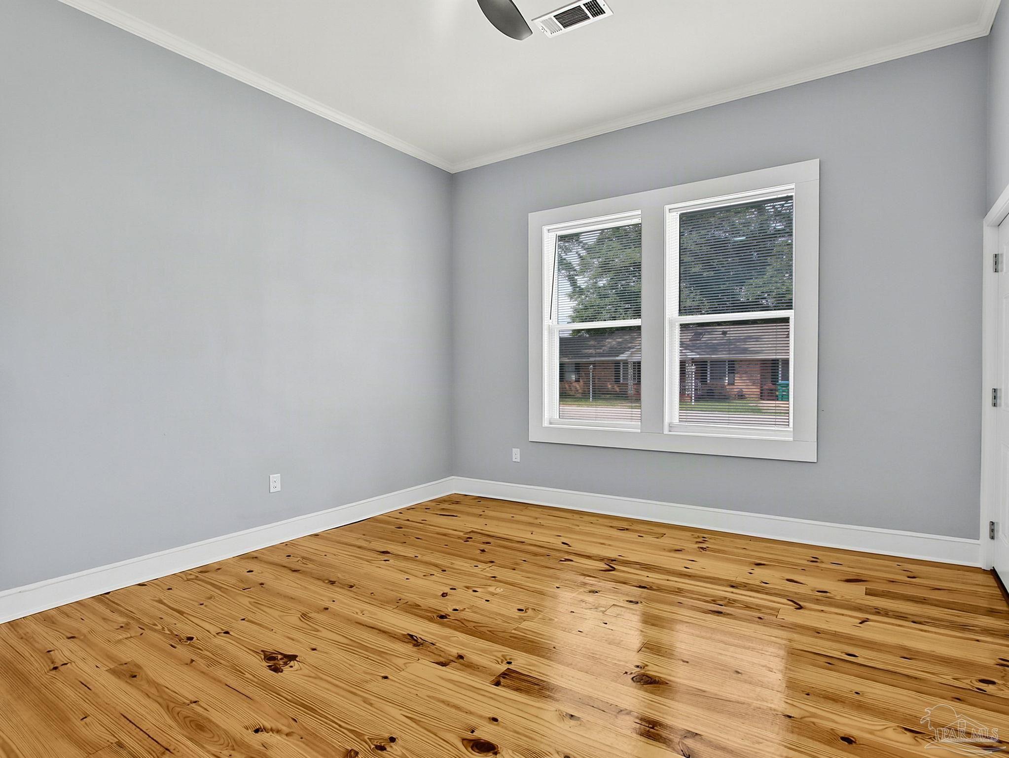 103 Forest Ave